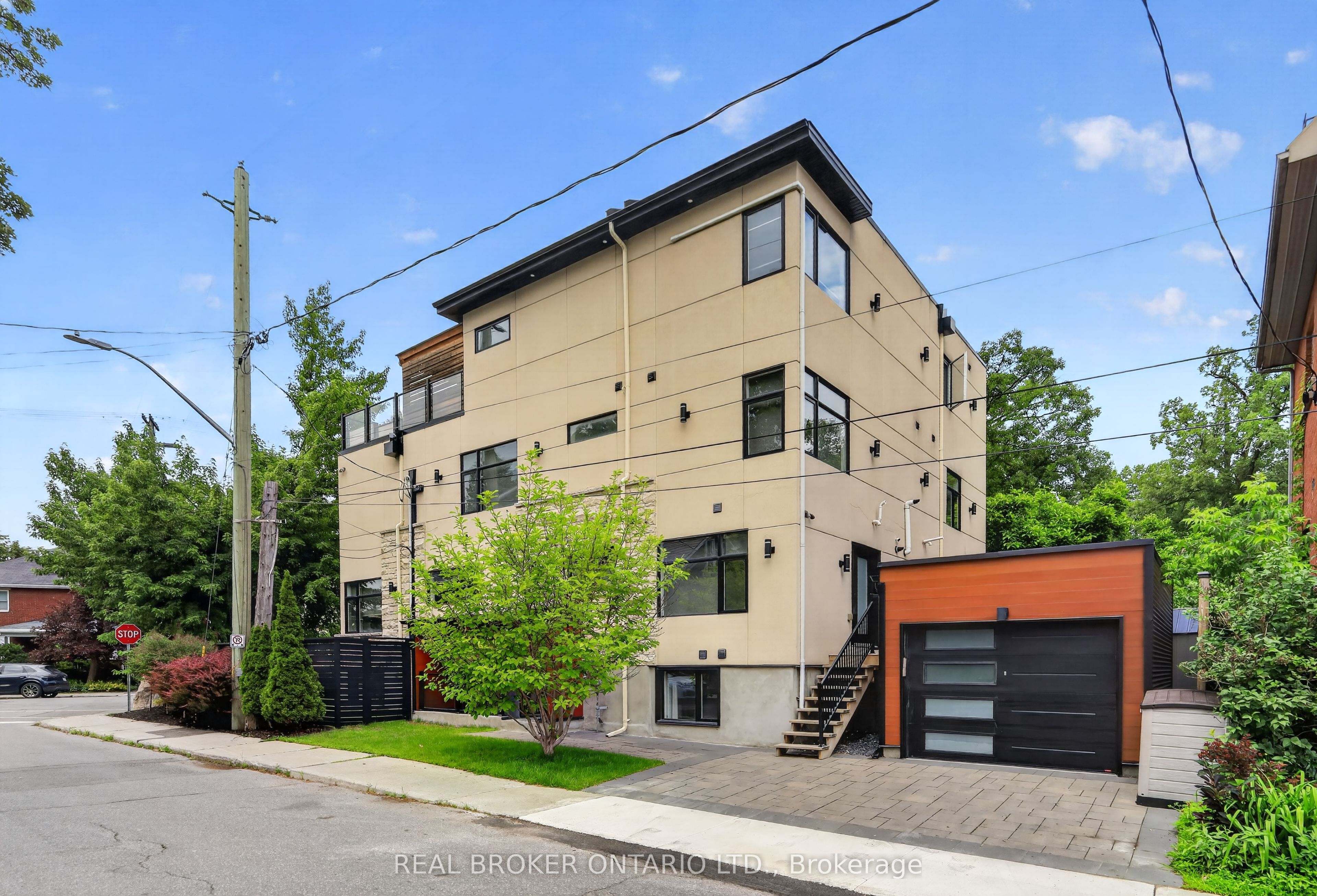 343 Riverdale Avenue Property Photo 38