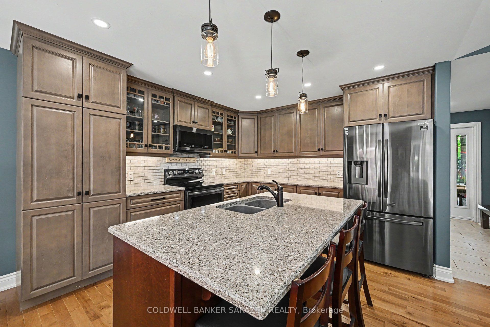 78 Deerfield Drive Property Photo 8