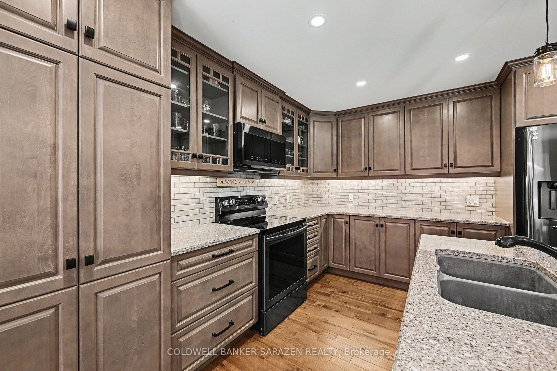 78 Deerfield Drive Property Photo 10