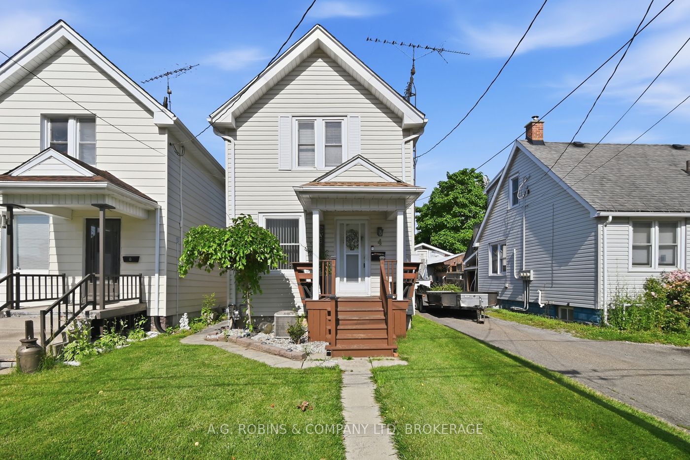 4 Clifford Avenue Property Photo 1