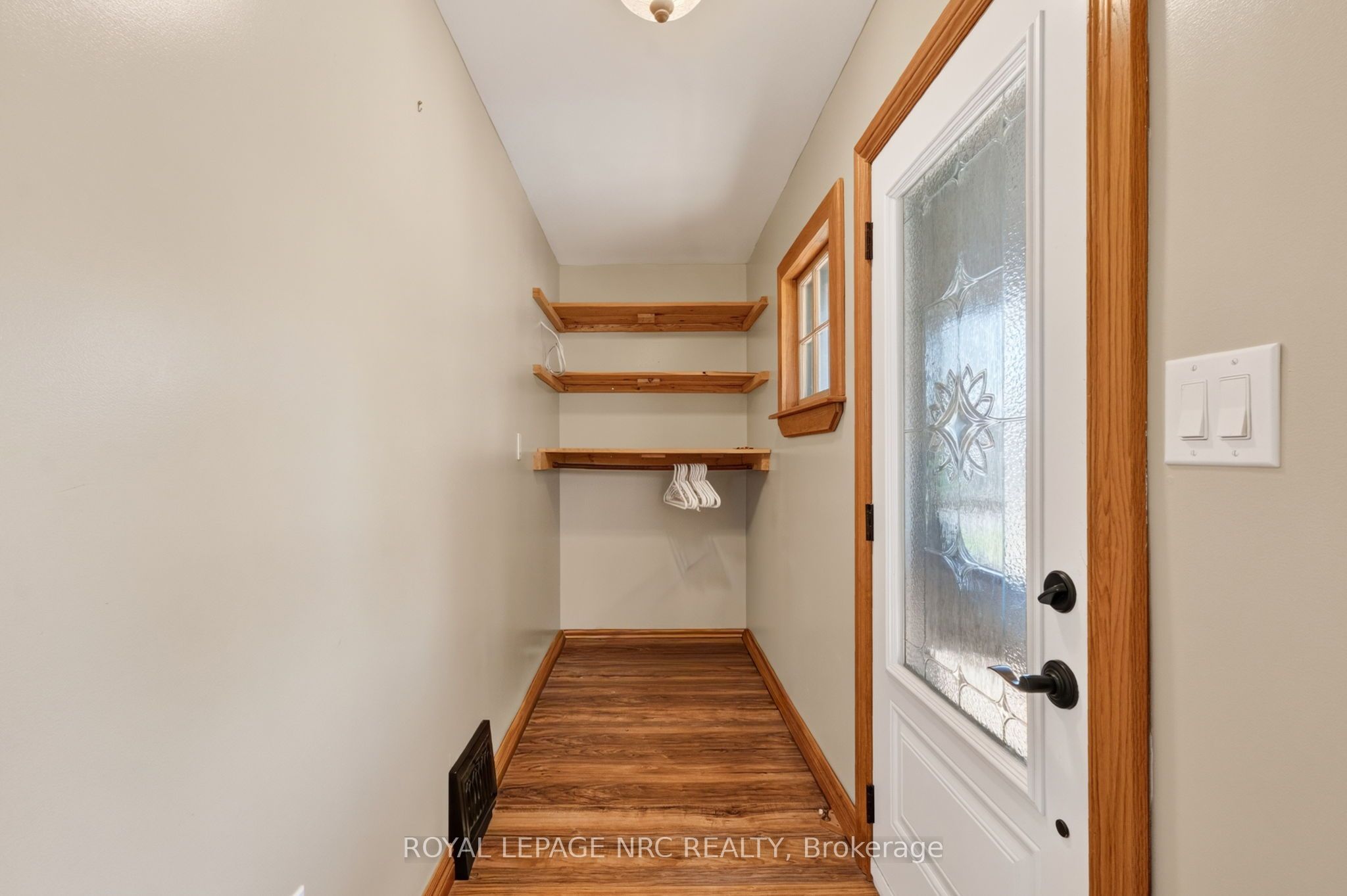 239 Phipps Street Property Photo 4