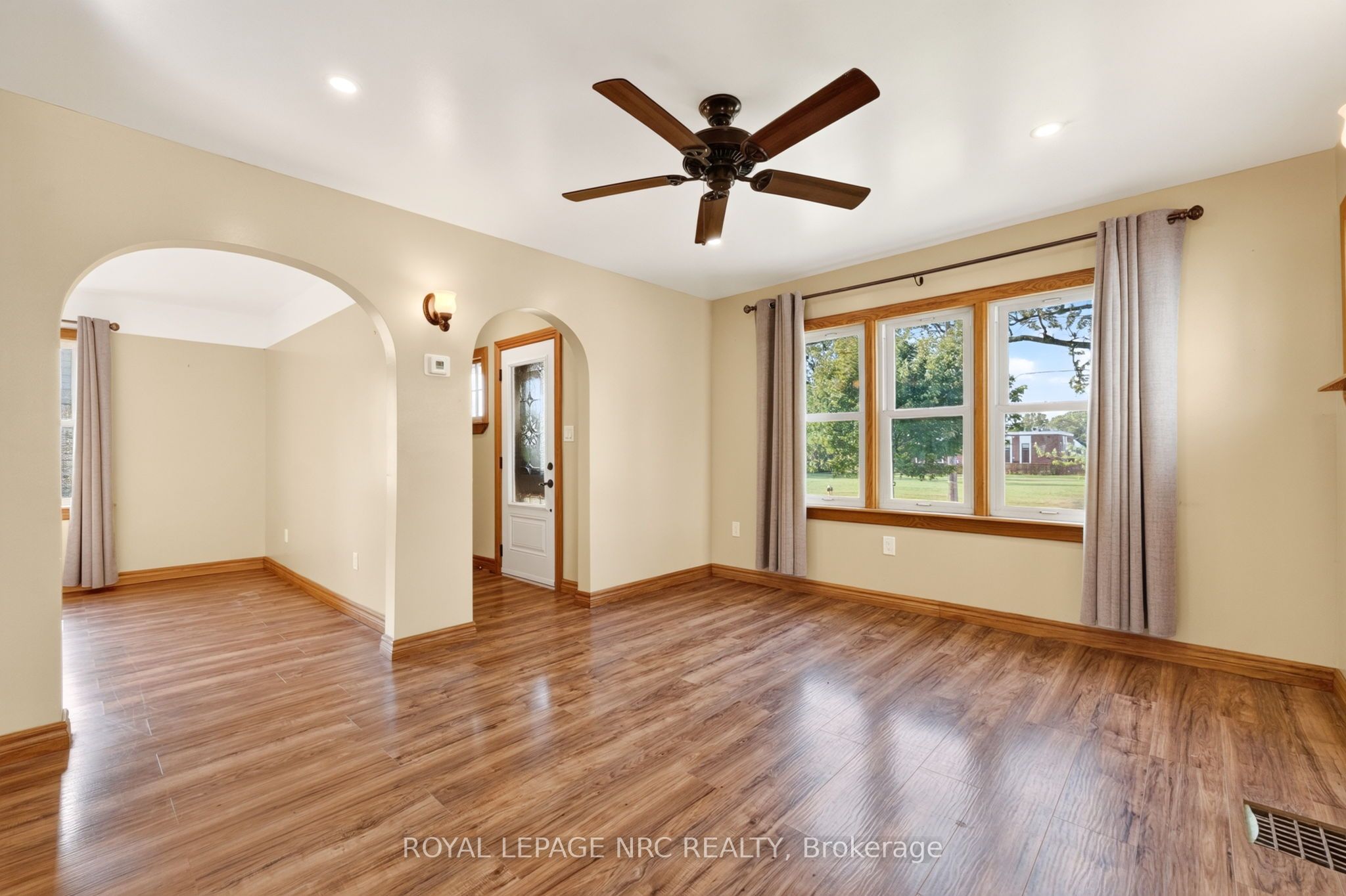239 Phipps Street Property Photo 6