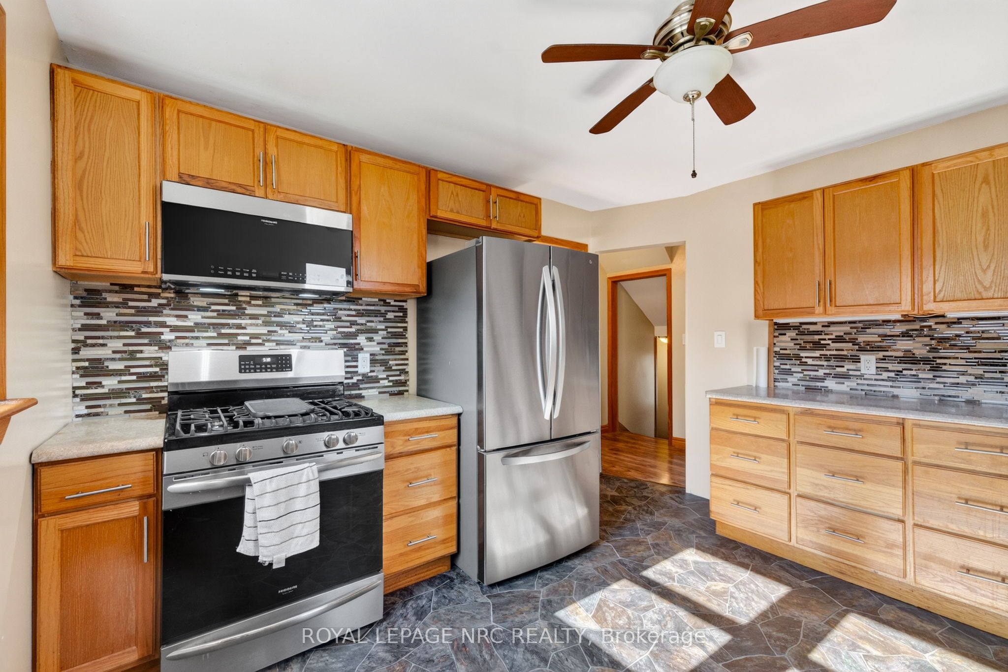 239 Phipps Street Property Photo 11