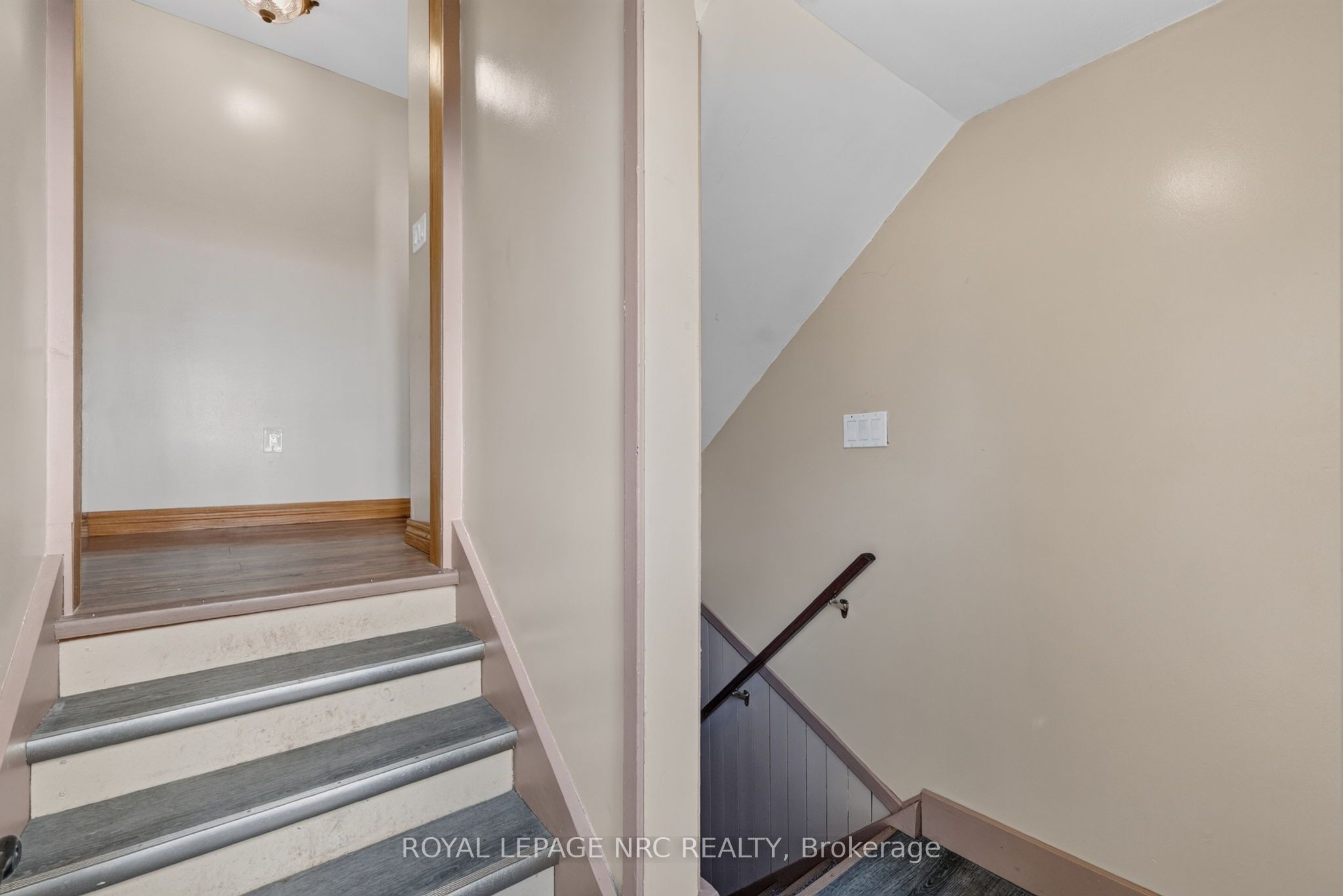 239 Phipps Street Property Photo 20