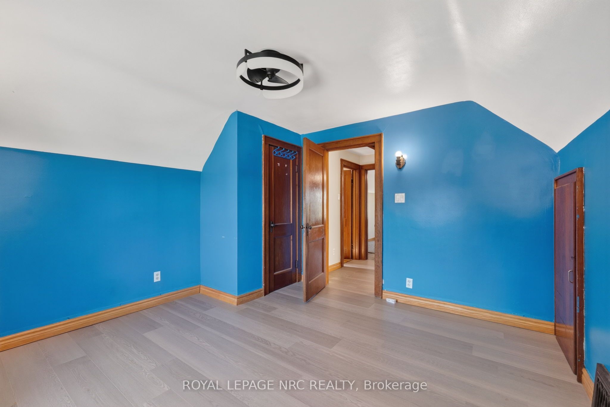239 Phipps Street Property Photo 23