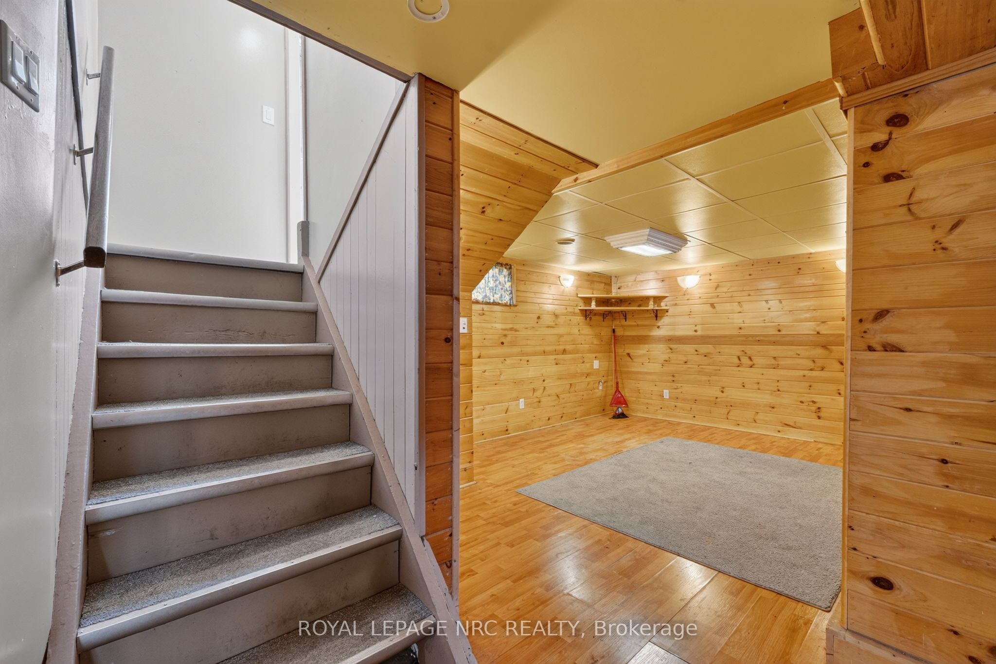 239 Phipps Street Property Photo 29