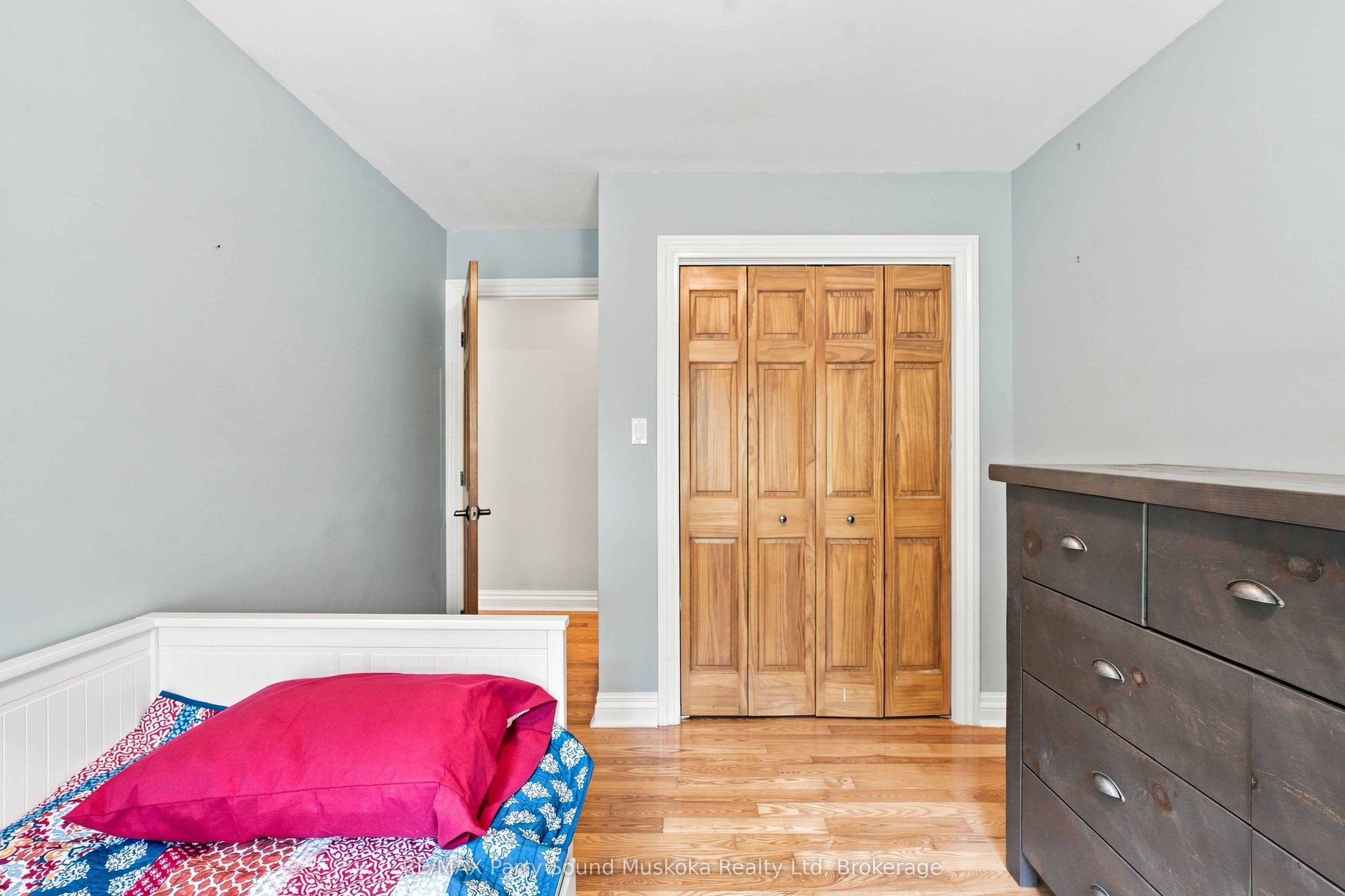 9 Desmasdons Road Property Photo 7