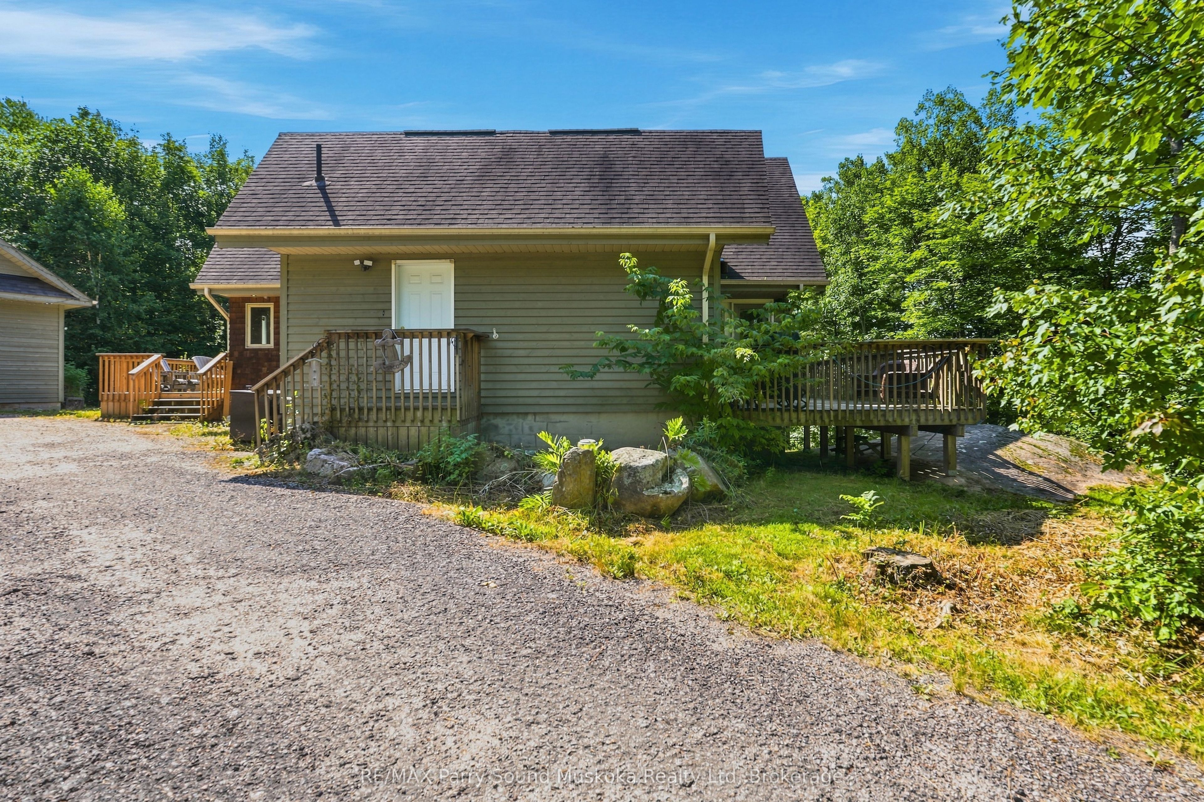 9 Desmasdons Road Property Photo 44