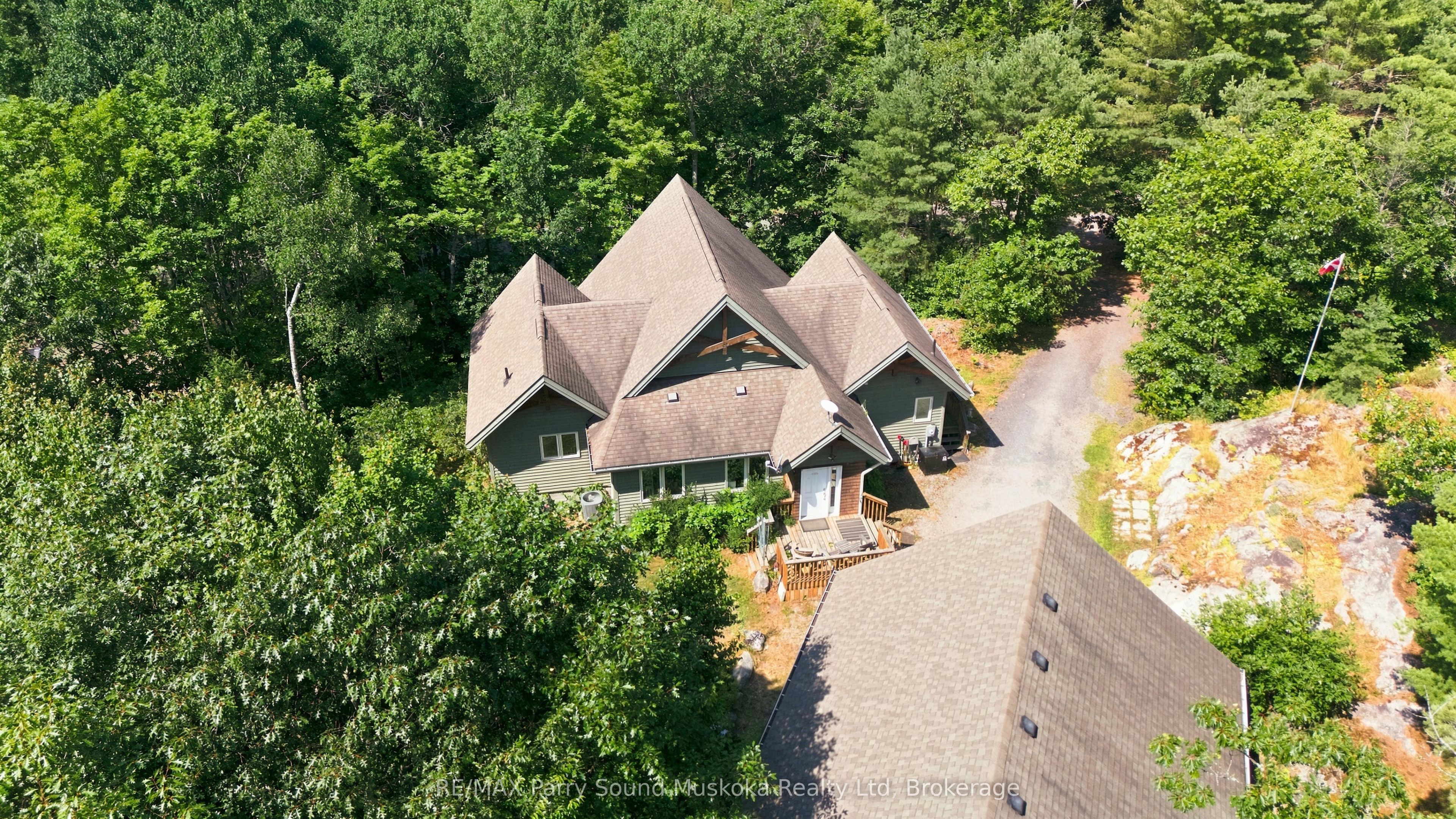9 Desmasdons Road Property Photo 49