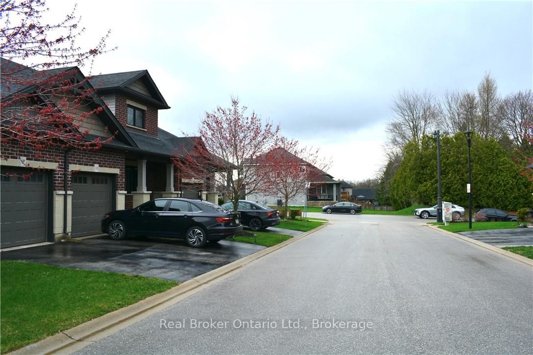 1 Chamberlain Avenue 9 Property Photo 2