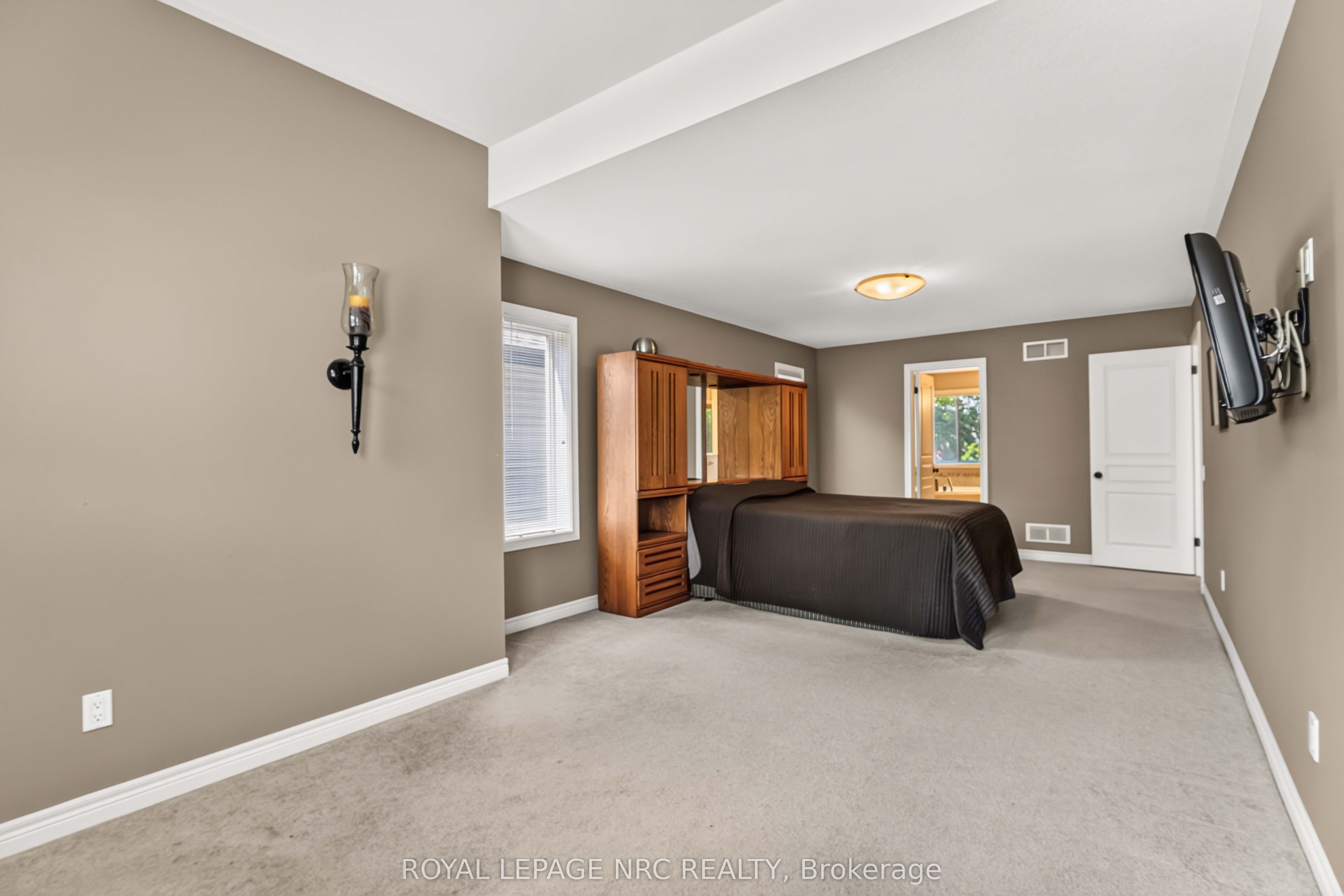 378 Pelham Road Property Photo 32