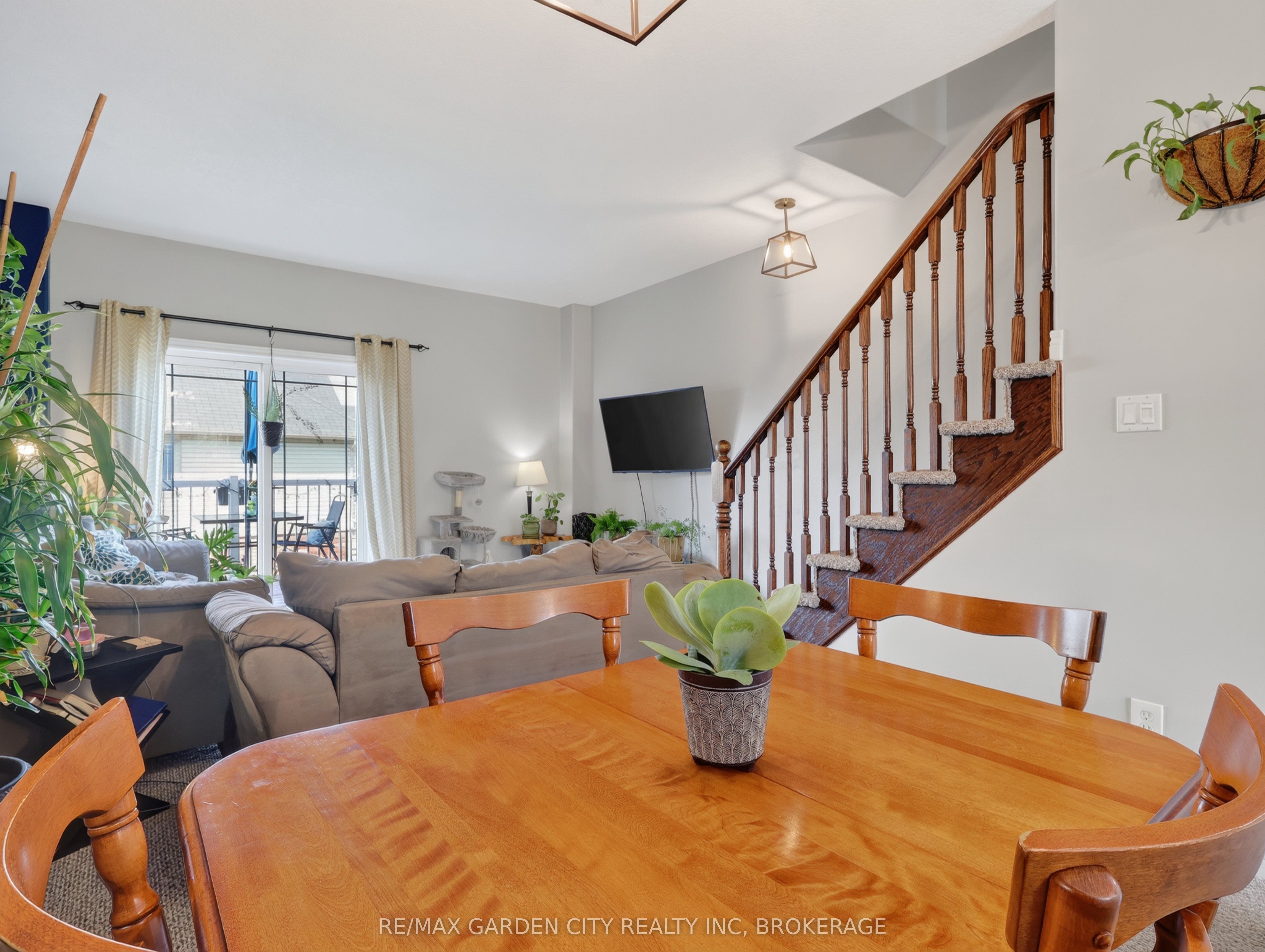 91 Willow Lane Property Photo 13
