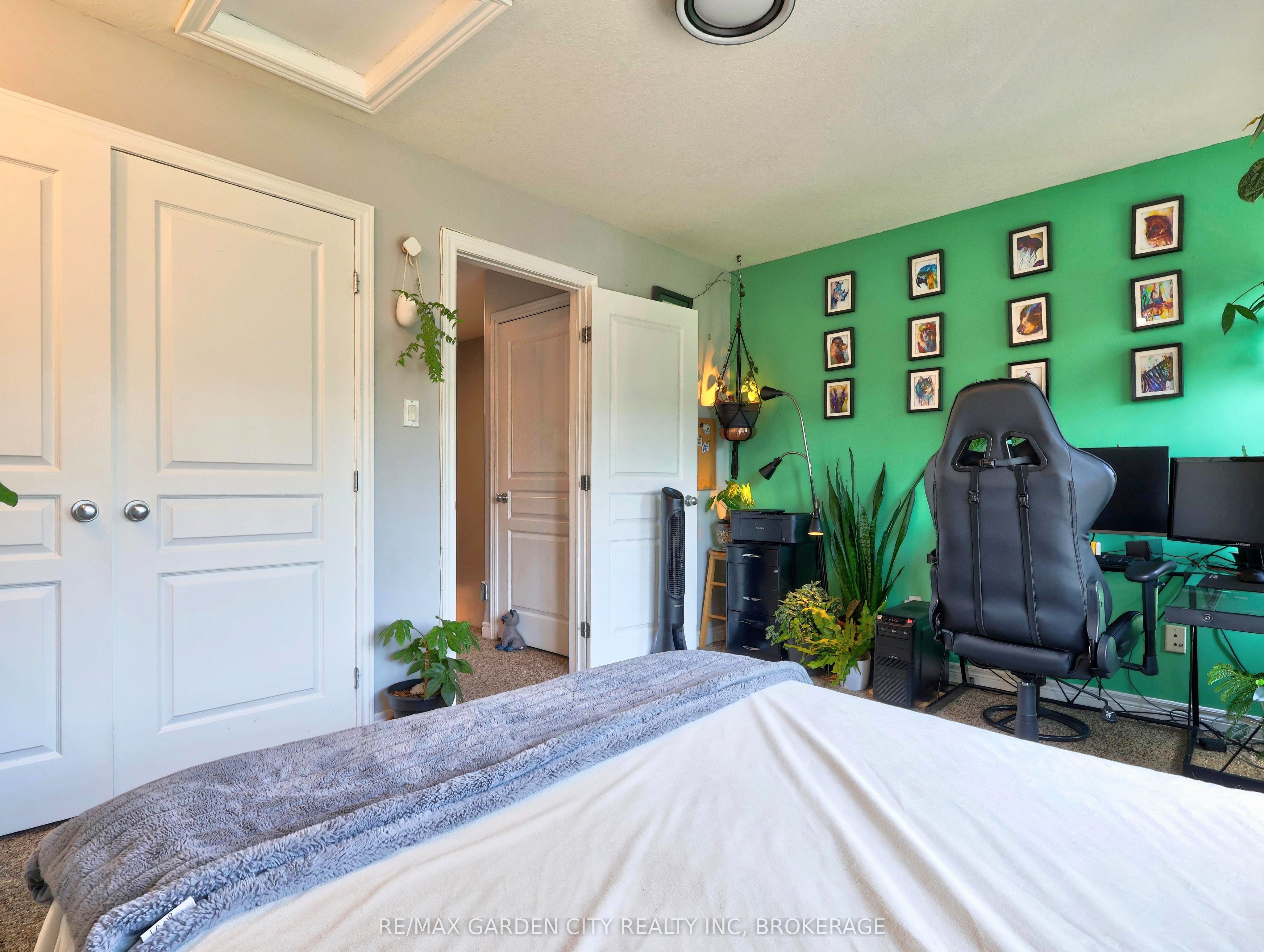 91 Willow Lane Property Photo 32