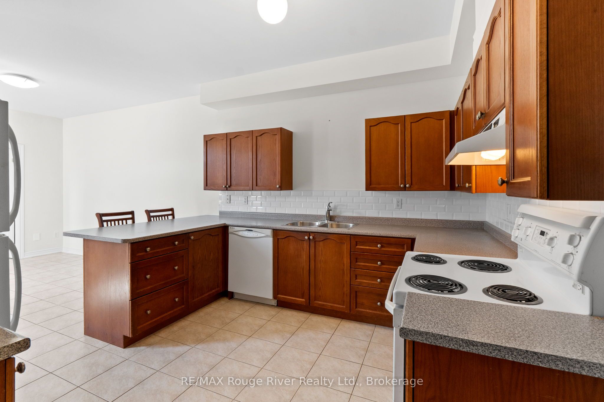 797 Kane Terrace Property Photo 20
