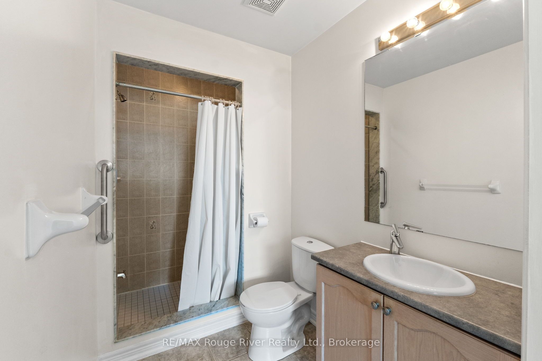 797 Kane Terrace Property Photo 28