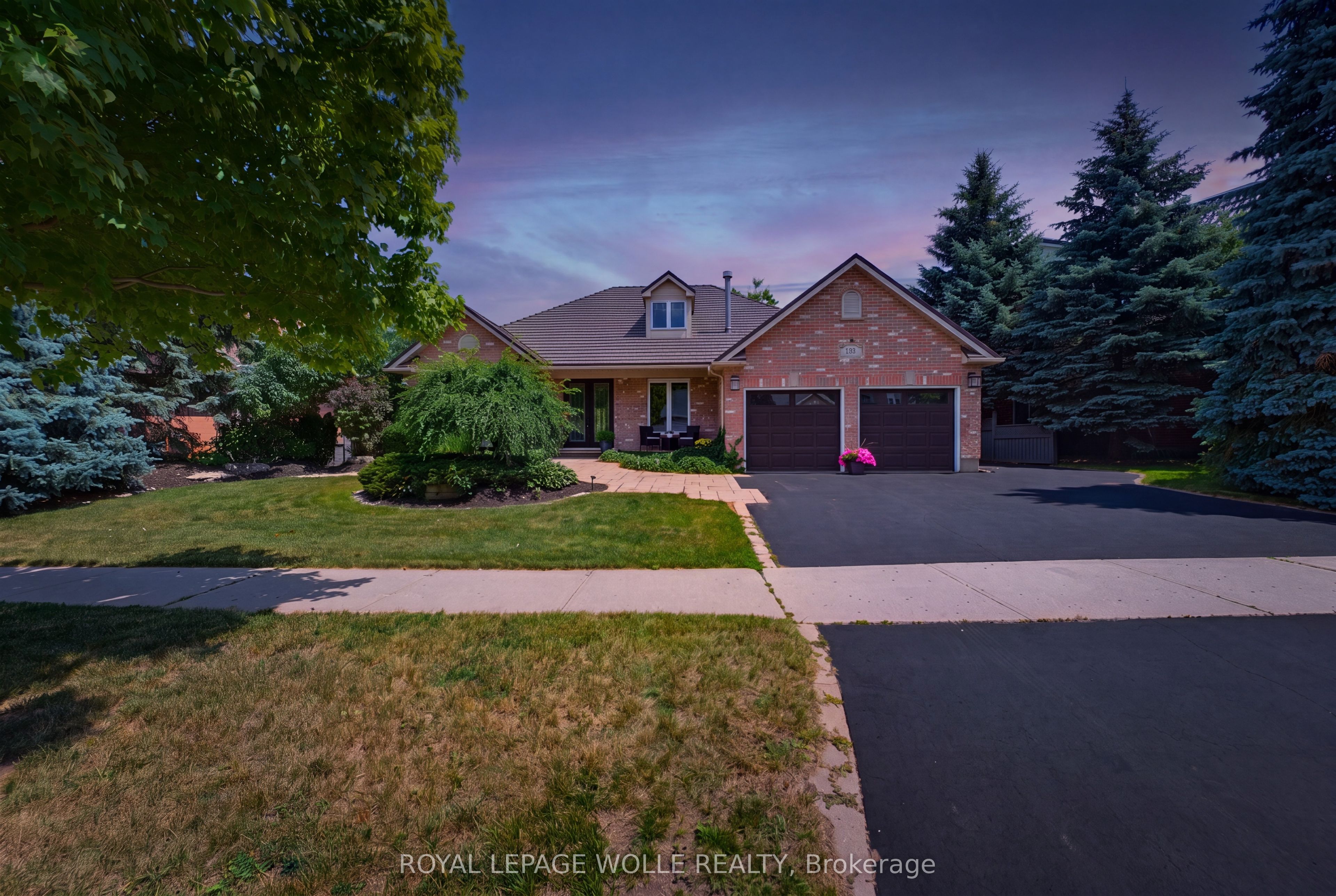 56 Windrush Trail Property Photo 4