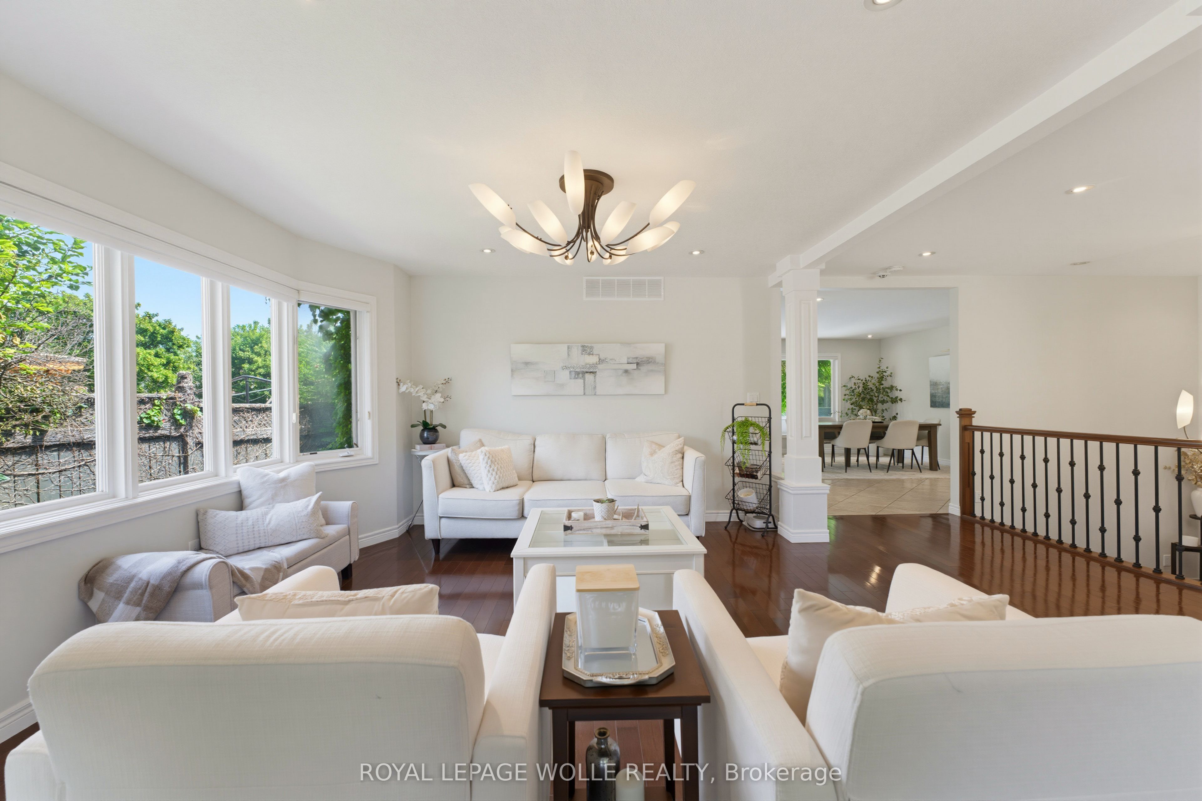 56 Windrush Trail Property Photo 8
