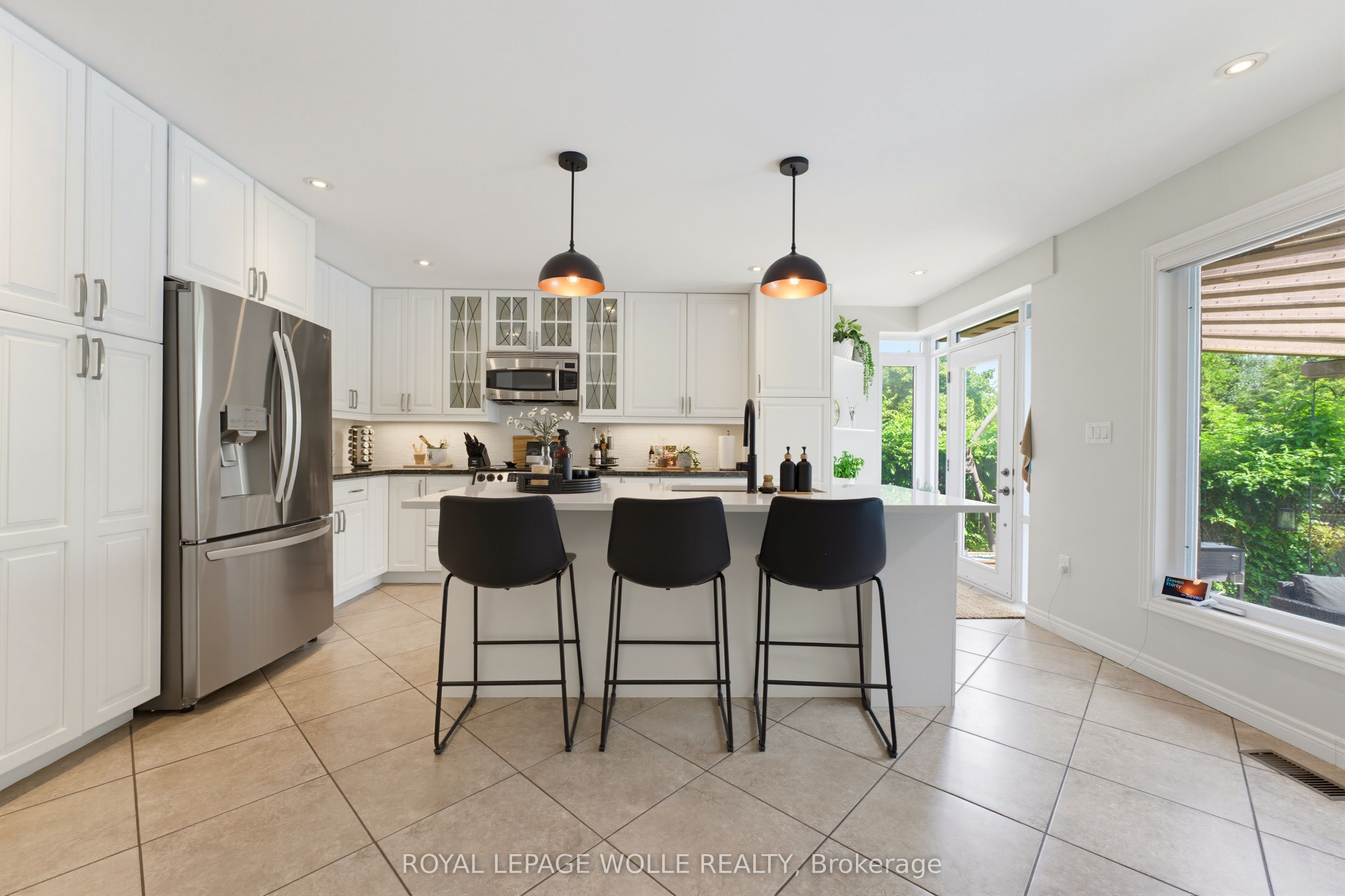 56 Windrush Trail Property Photo 14