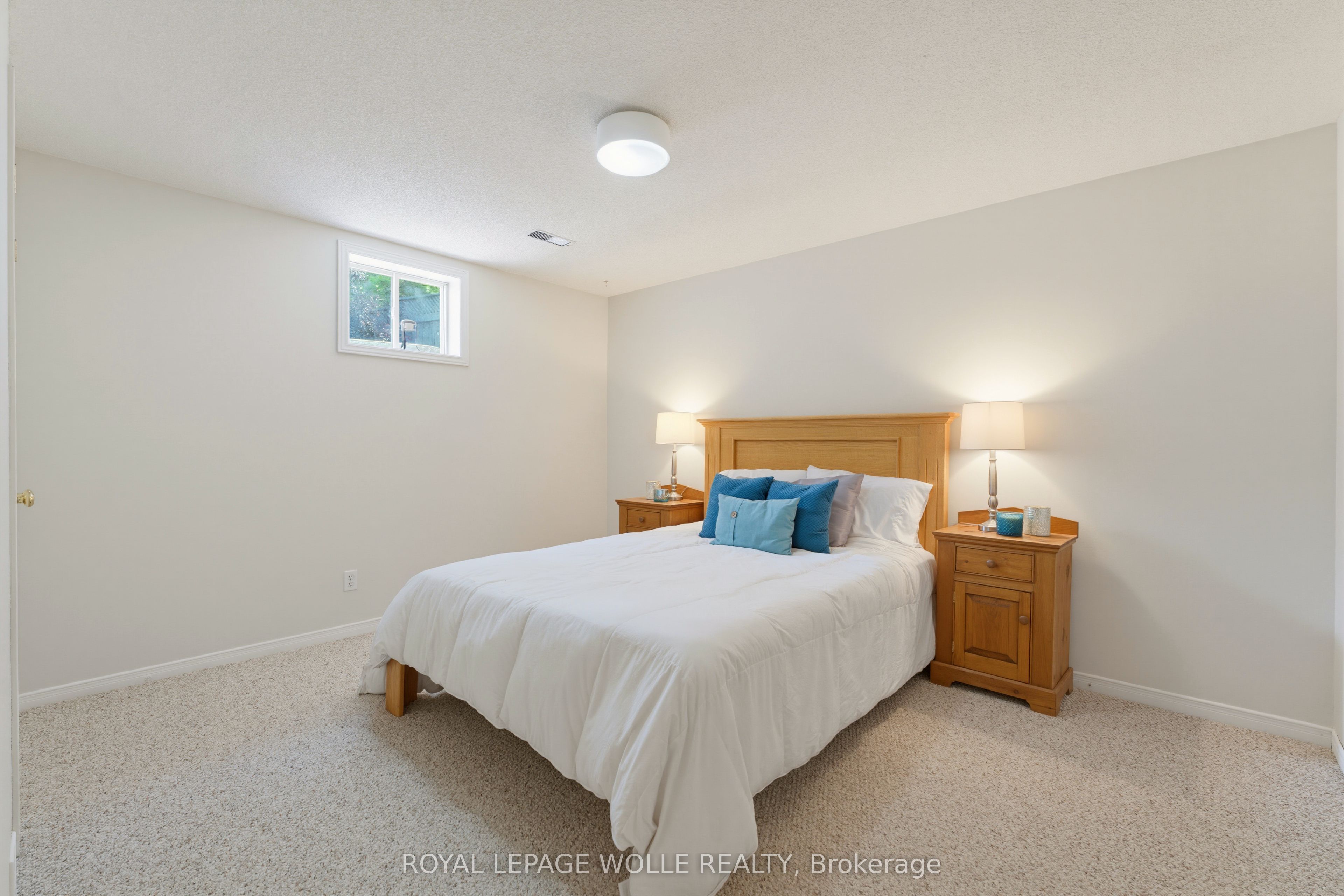 56 Windrush Trail Property Photo 33