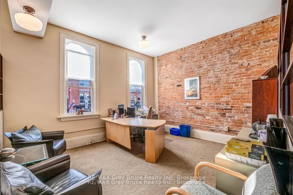 958 2nd Avenue E Property Photo 26