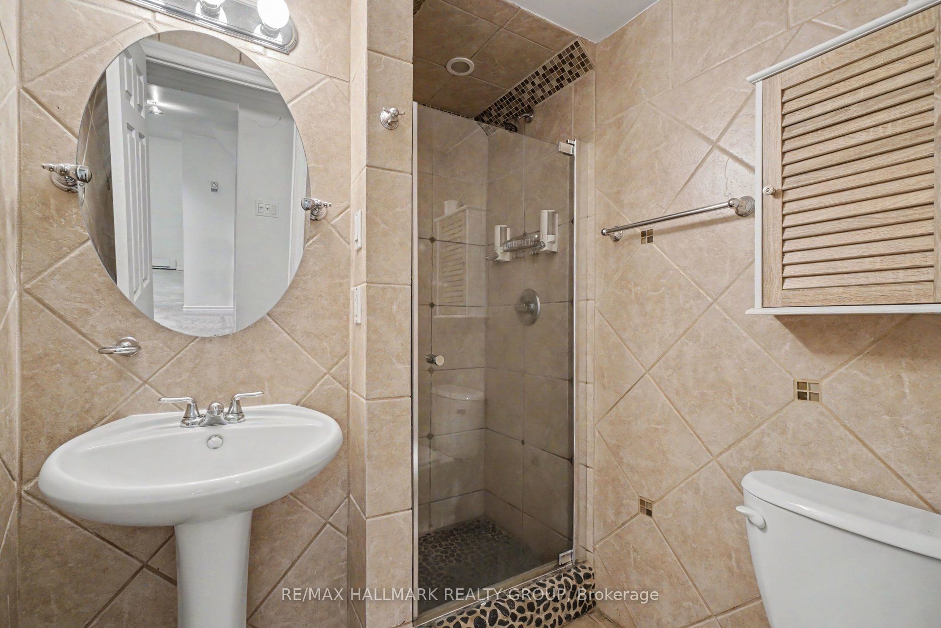 3045 Olympic Way 101 Property Photo 23