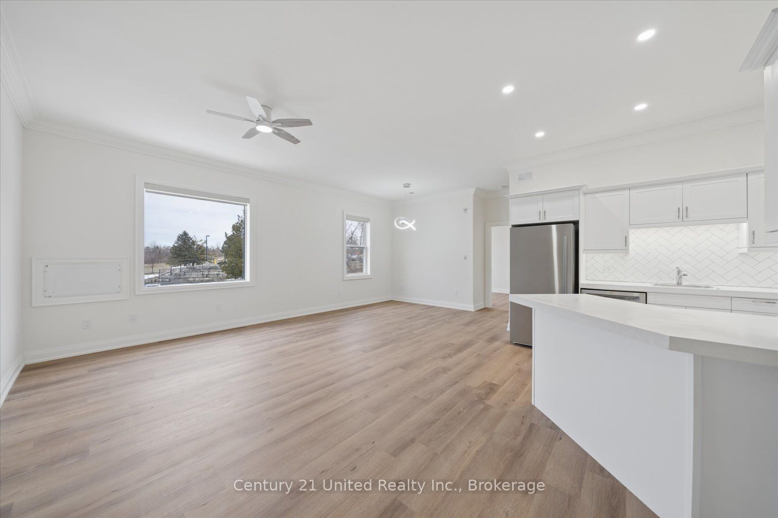 1027 Willcox Street 201 Property Photo 5