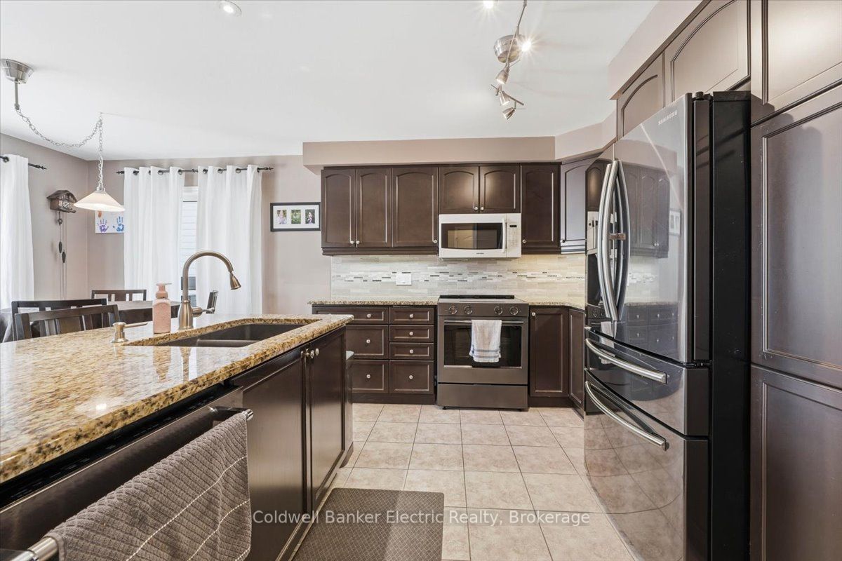 665 Heritage Trail Property Photo 10