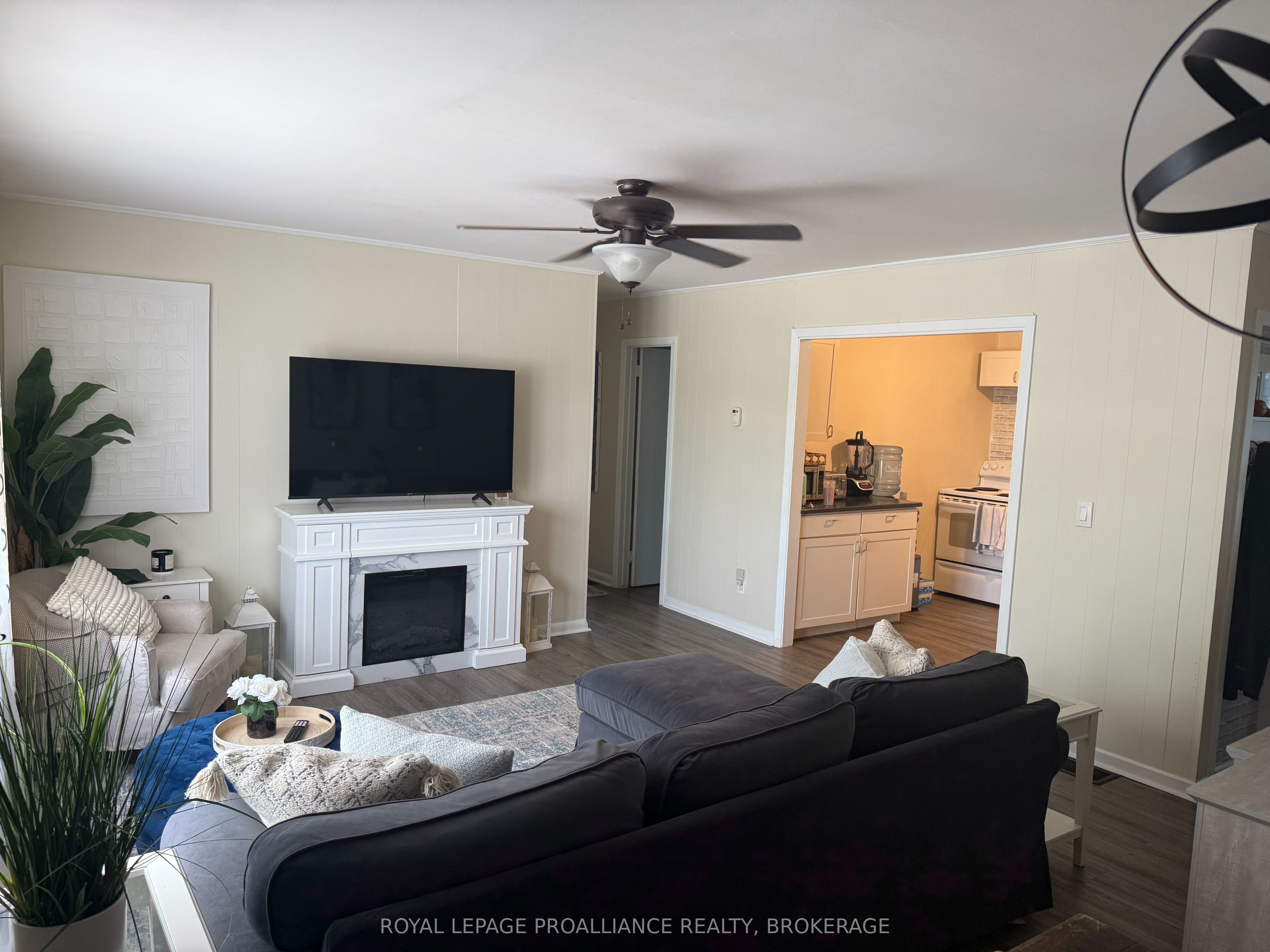 830 John Counter Boulevard Property Photo 7