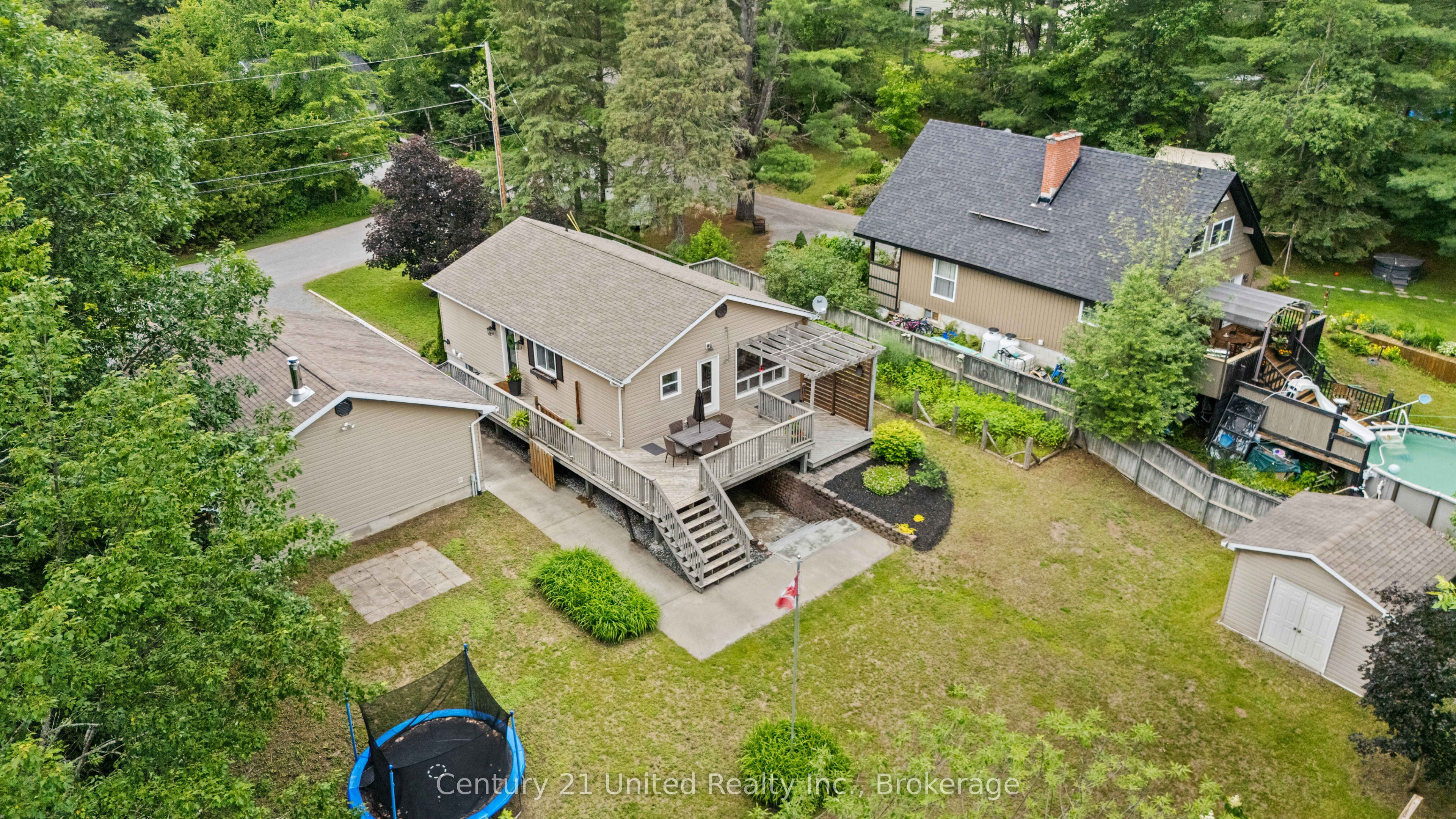 31 River Street Property Photo 45