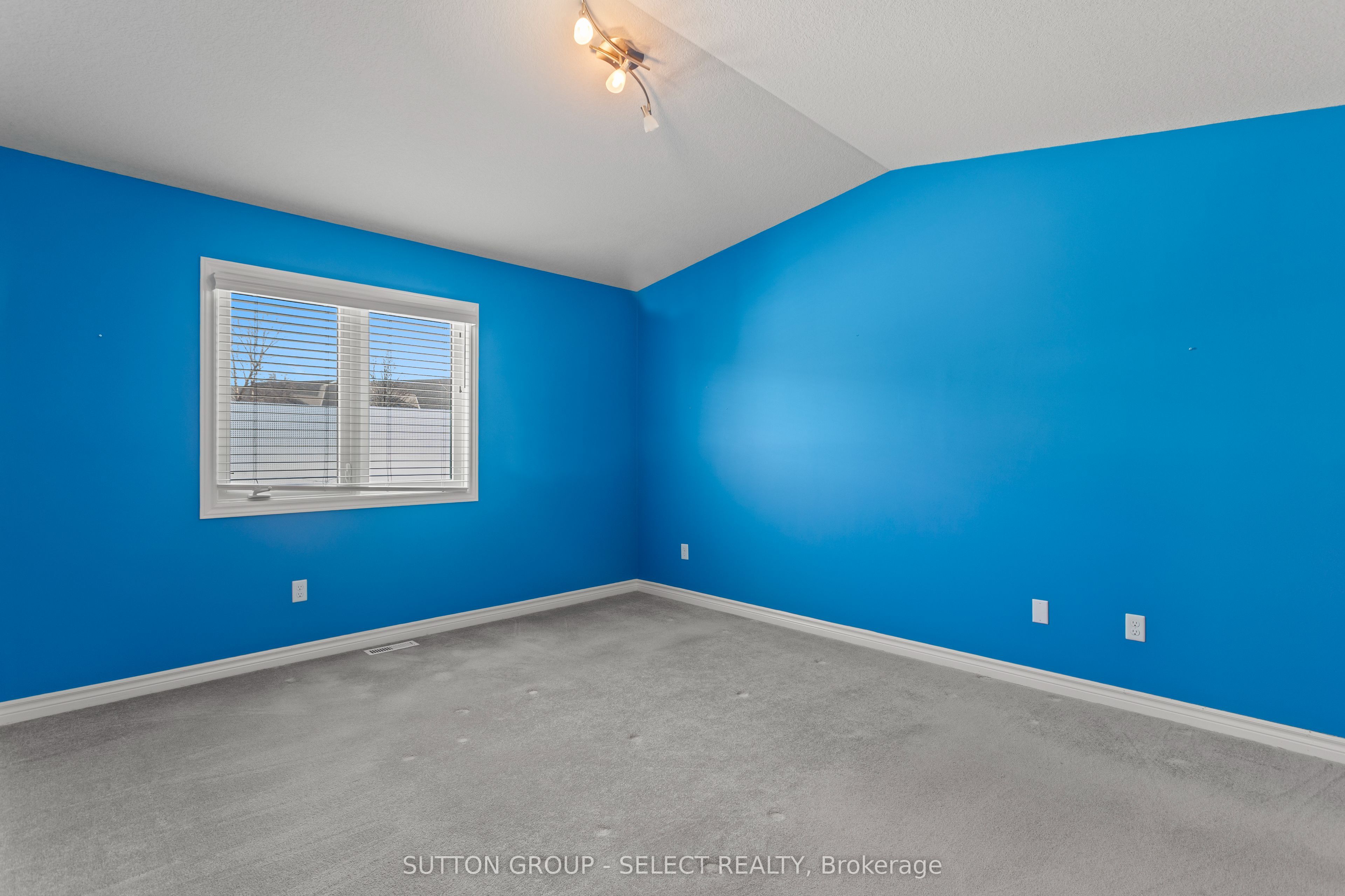 2094 Denview Avenue Property Photo 16