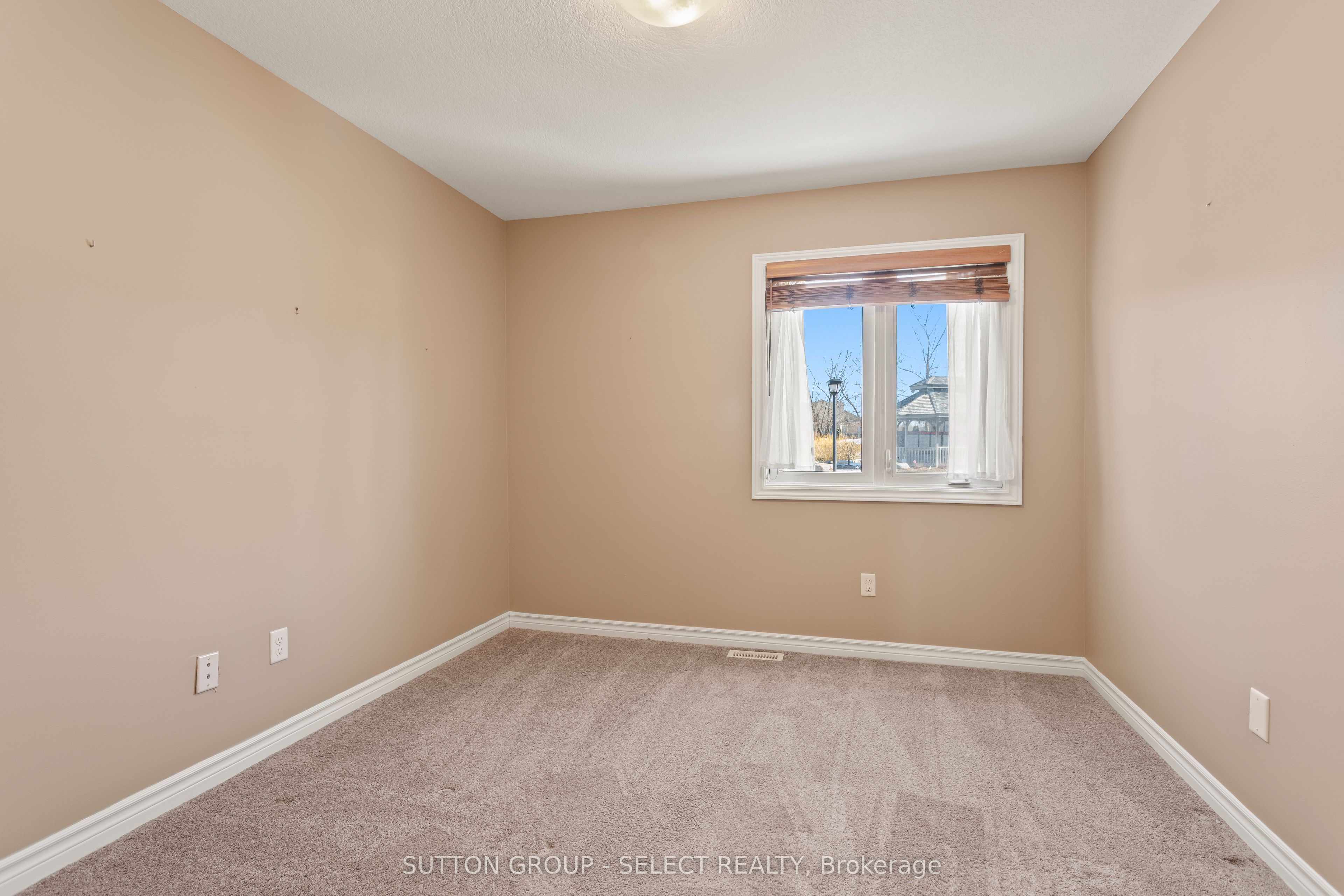 2094 Denview Avenue Property Photo 20