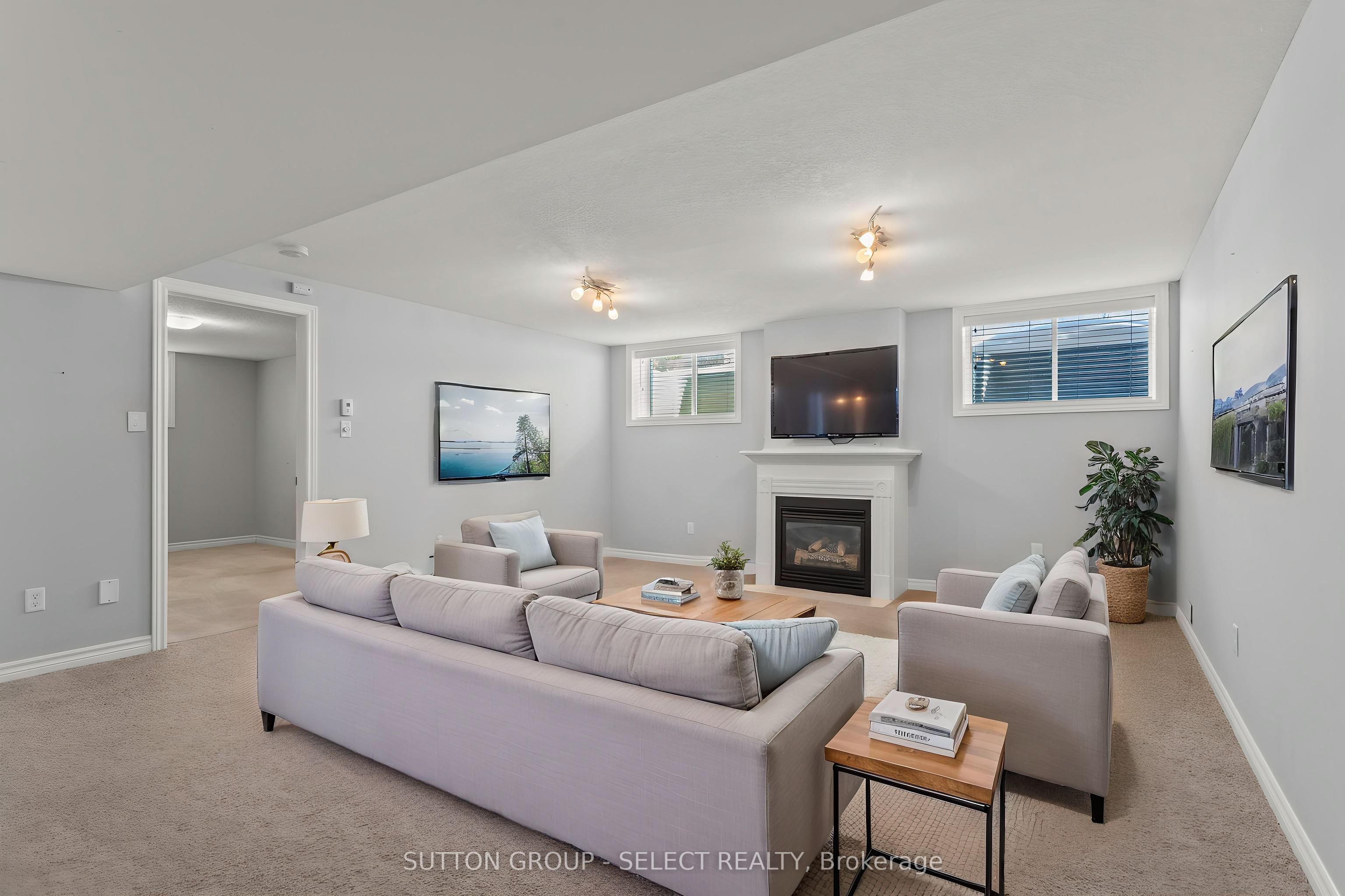 2094 Denview Avenue Property Photo 24
