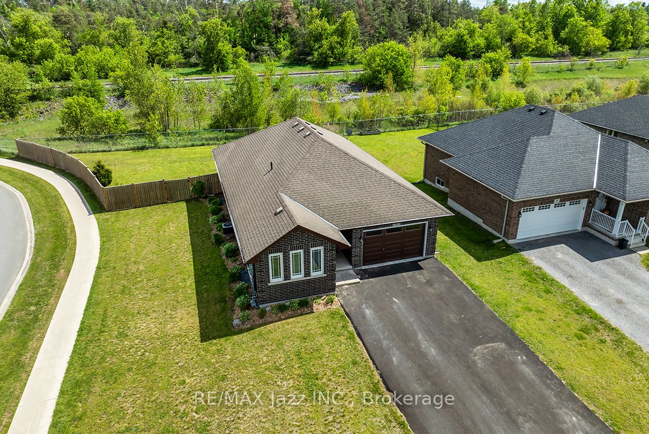 1 Millpond Lane Property Photo 3