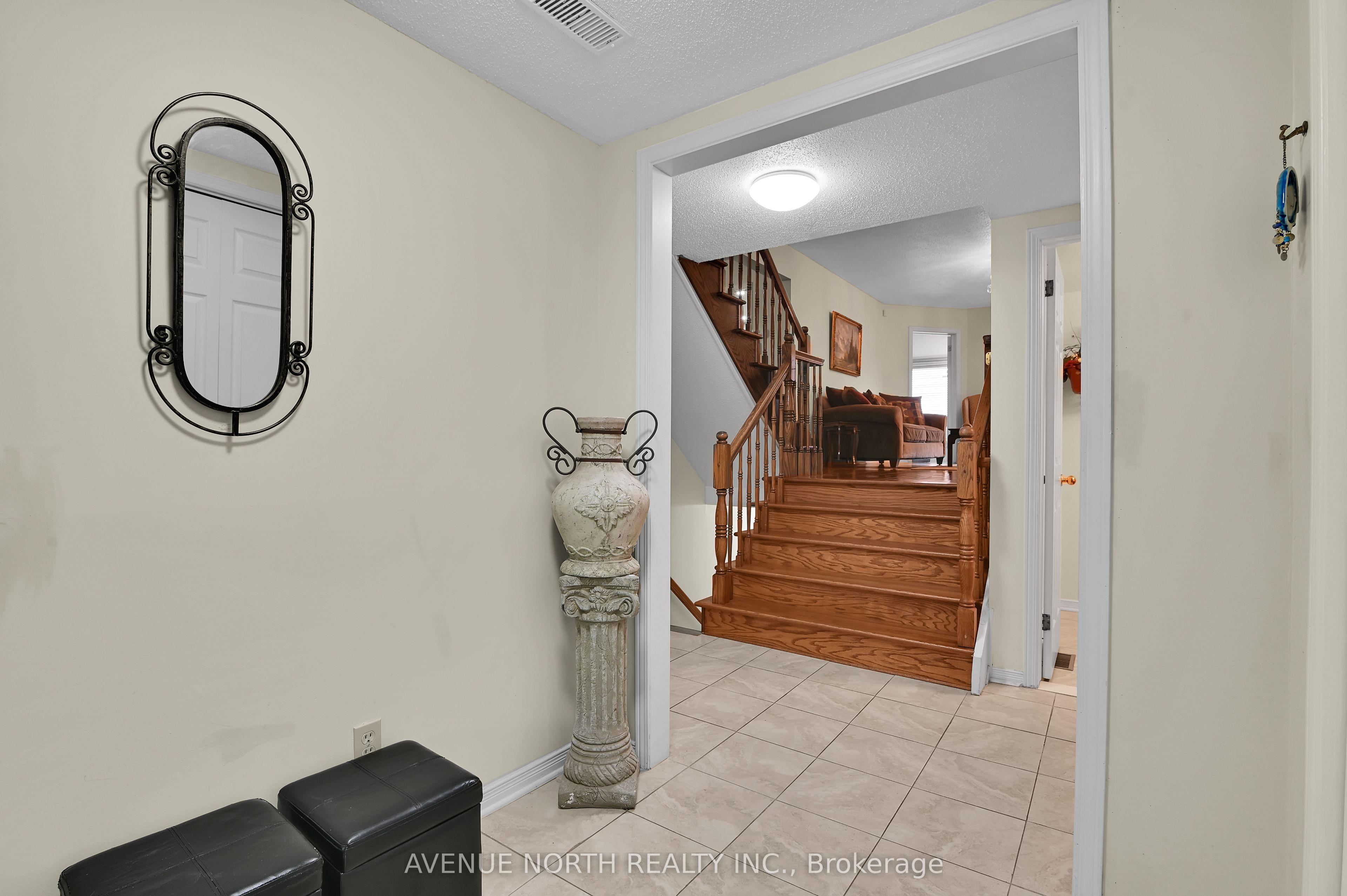 48 Hackett Street Property Photo 5