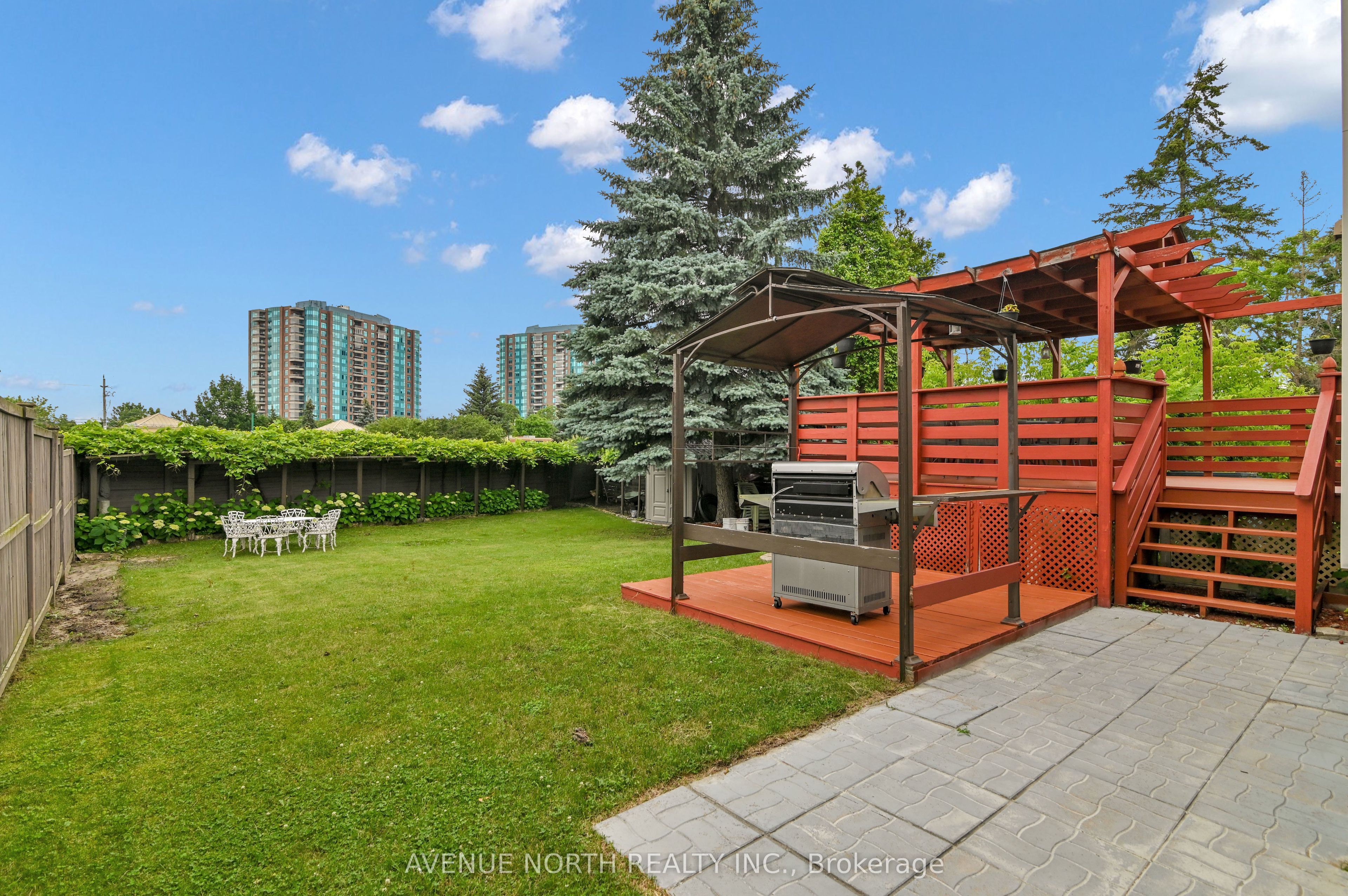 48 Hackett Street Property Photo 36