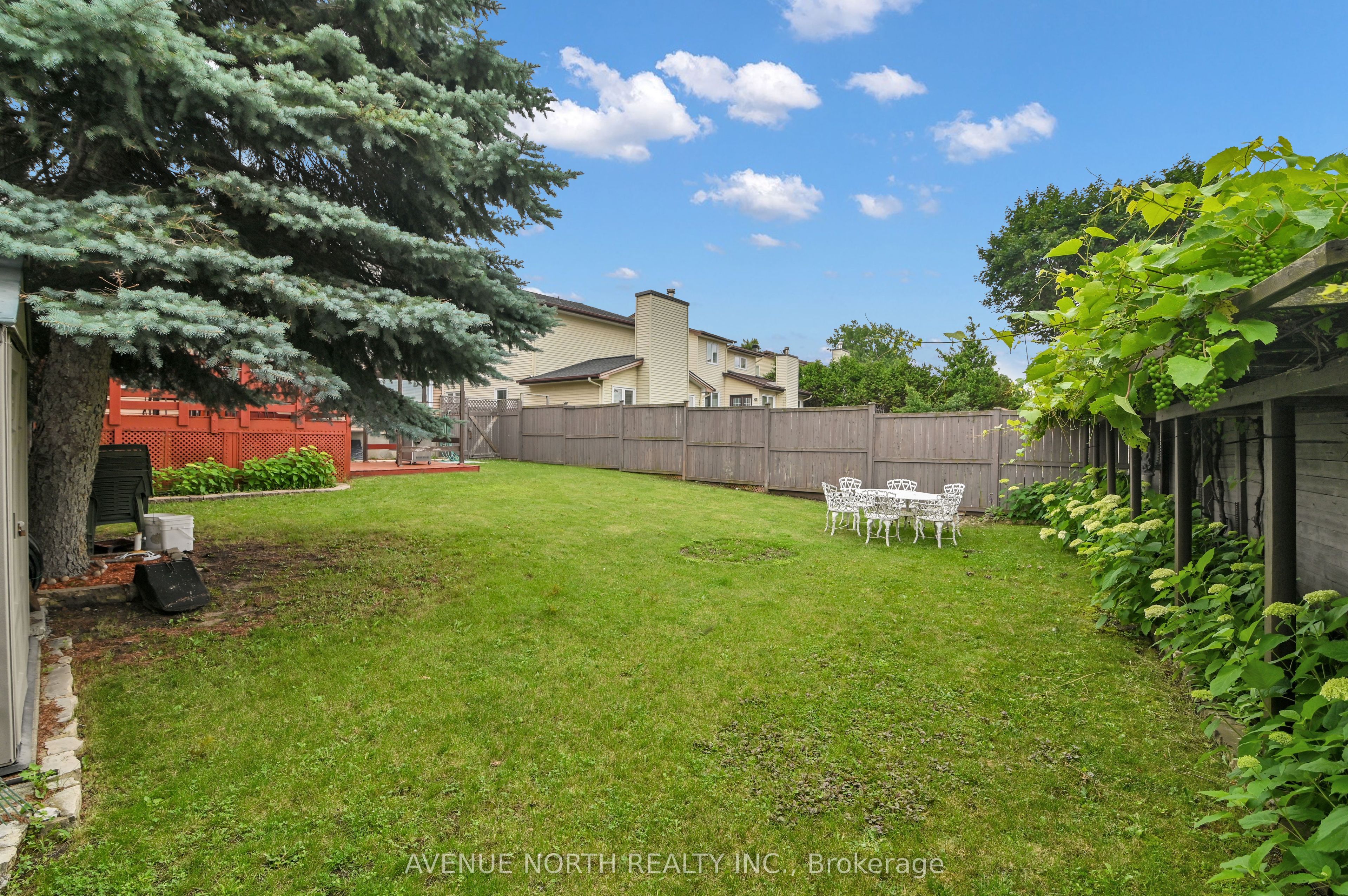 48 Hackett Street Property Photo 37