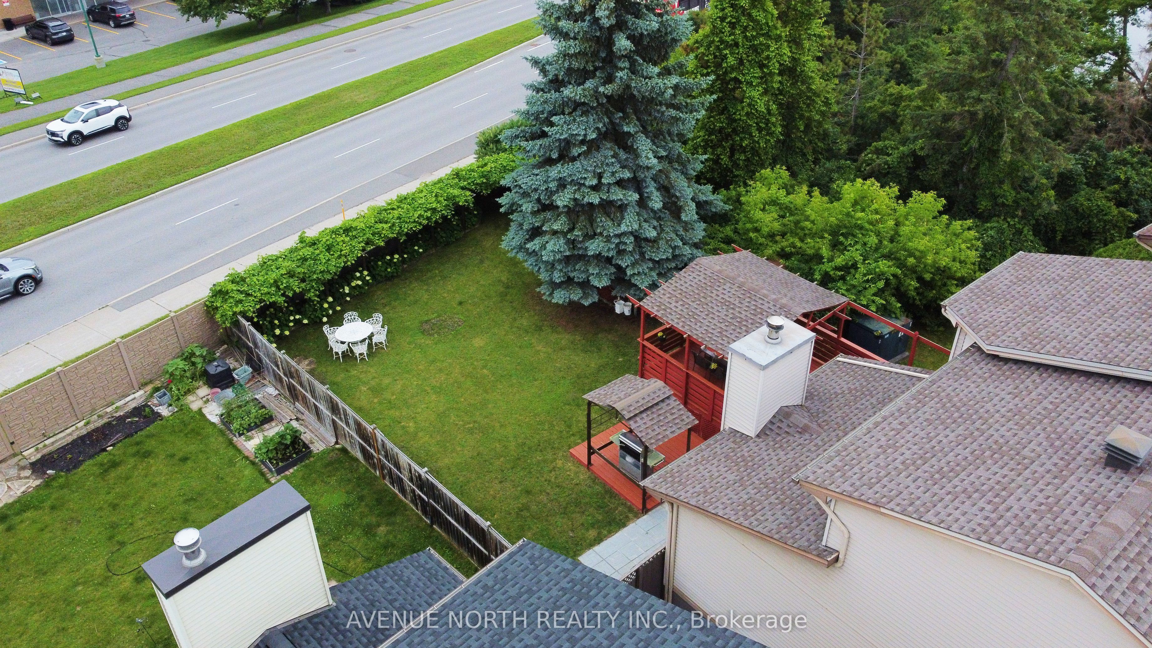 48 Hackett Street Property Photo 42