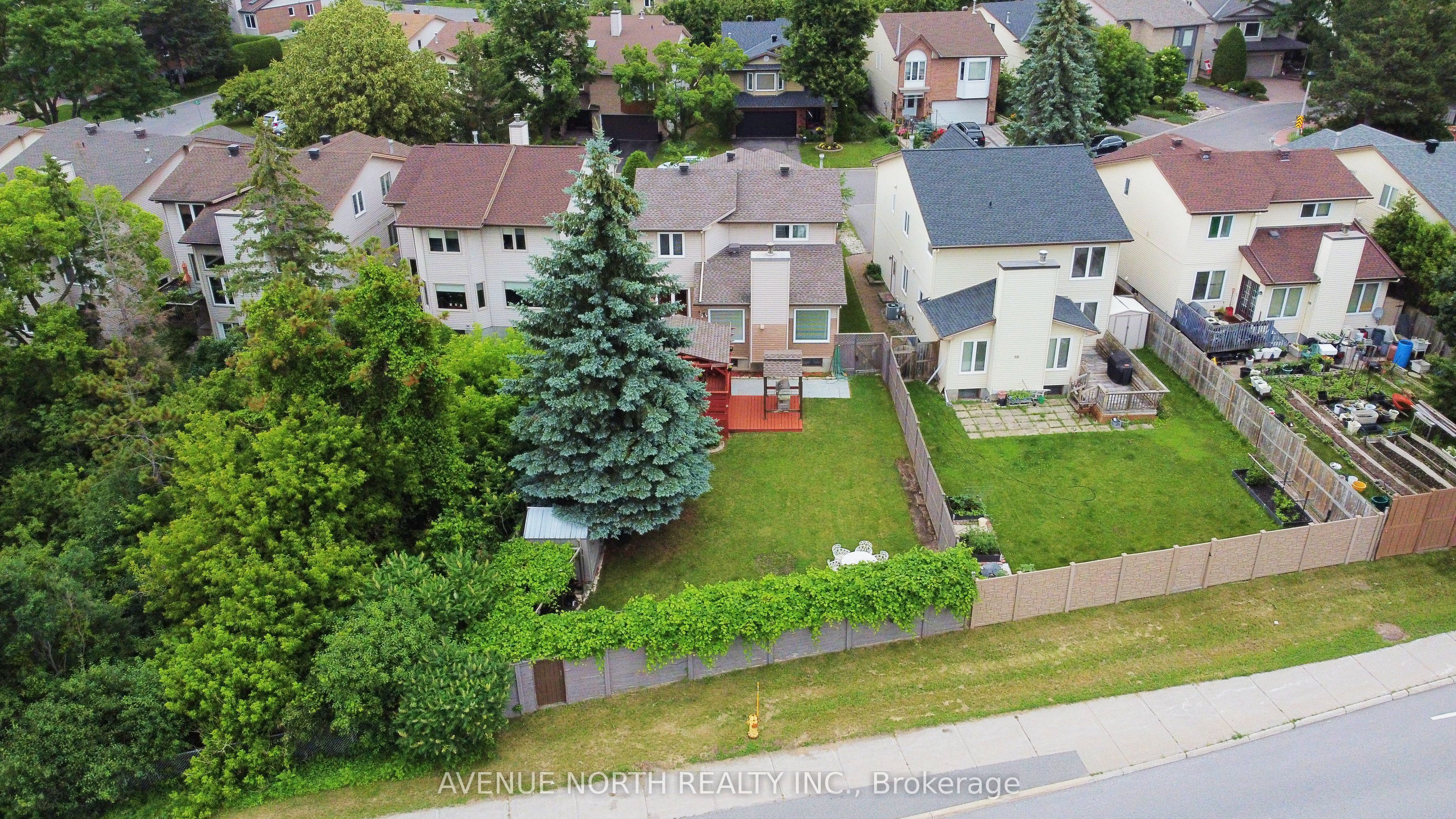 48 Hackett Street Property Photo 45