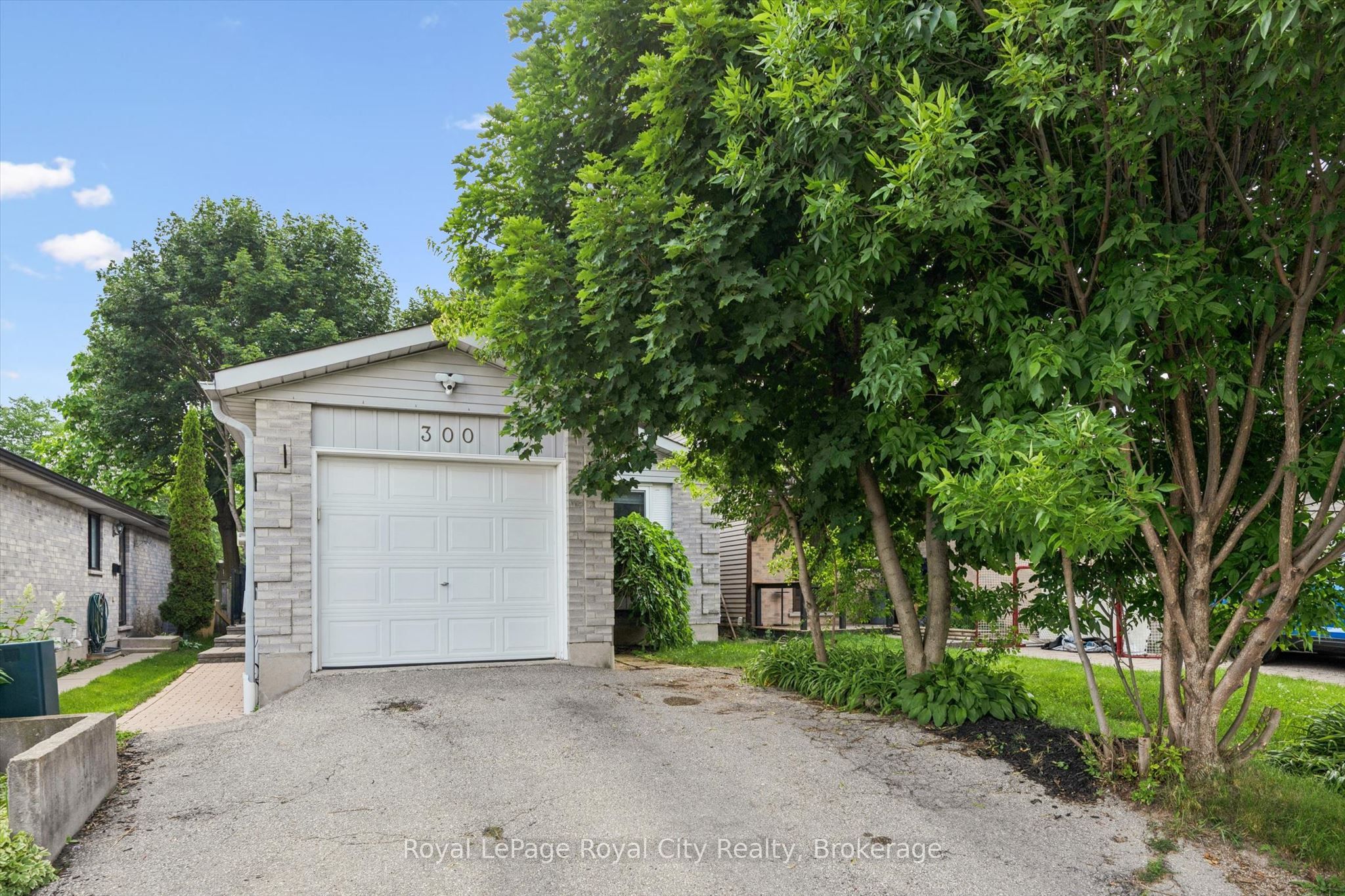 300 Auden Road Property Photo 1