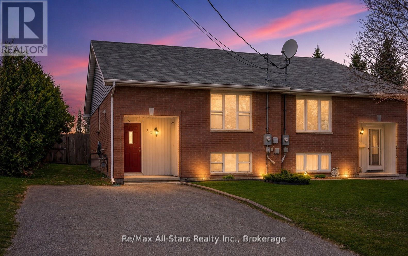 32 E St George Street Property Photo 1