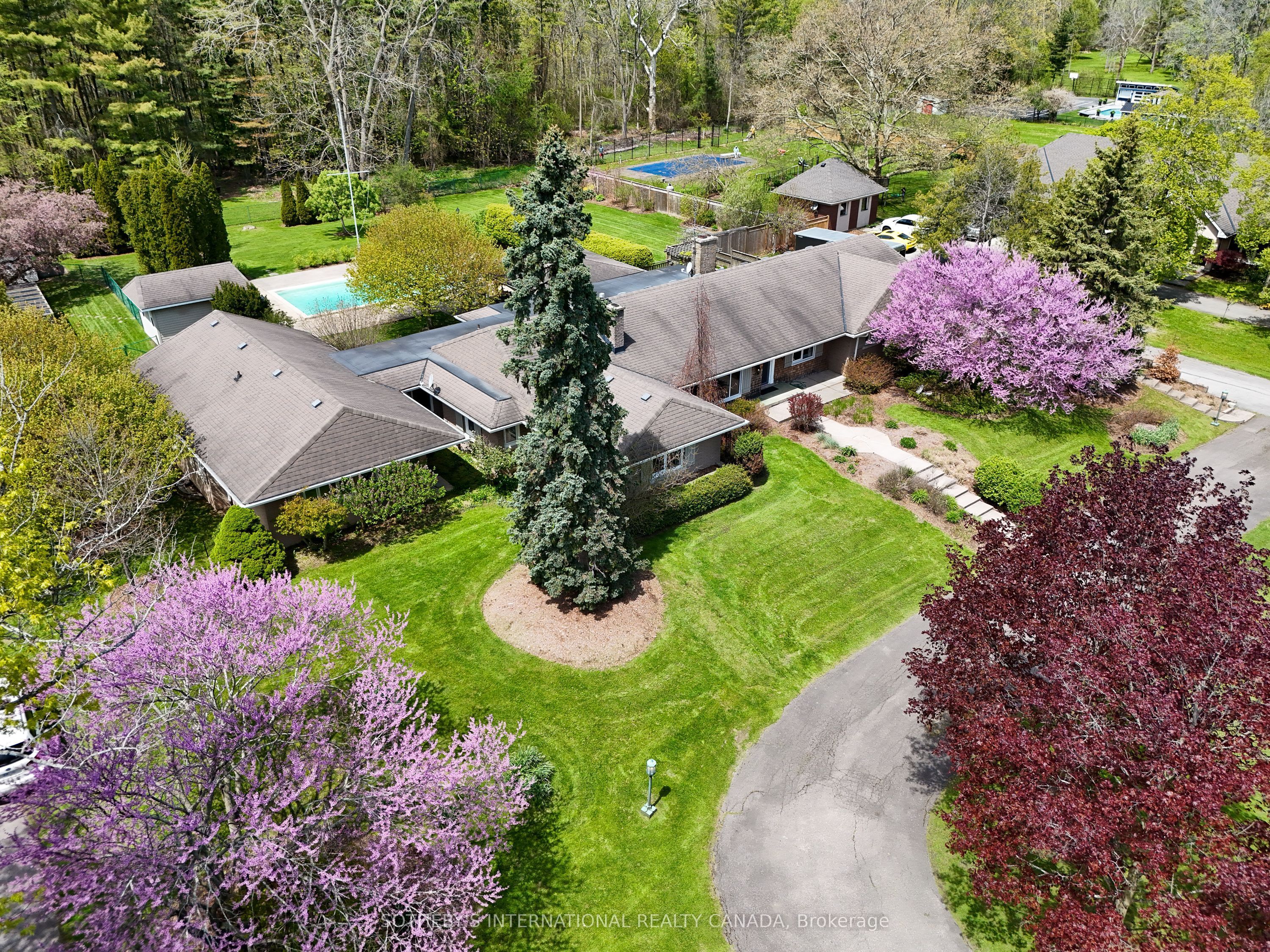 9317 Niagara River Parkway Property Photo 4