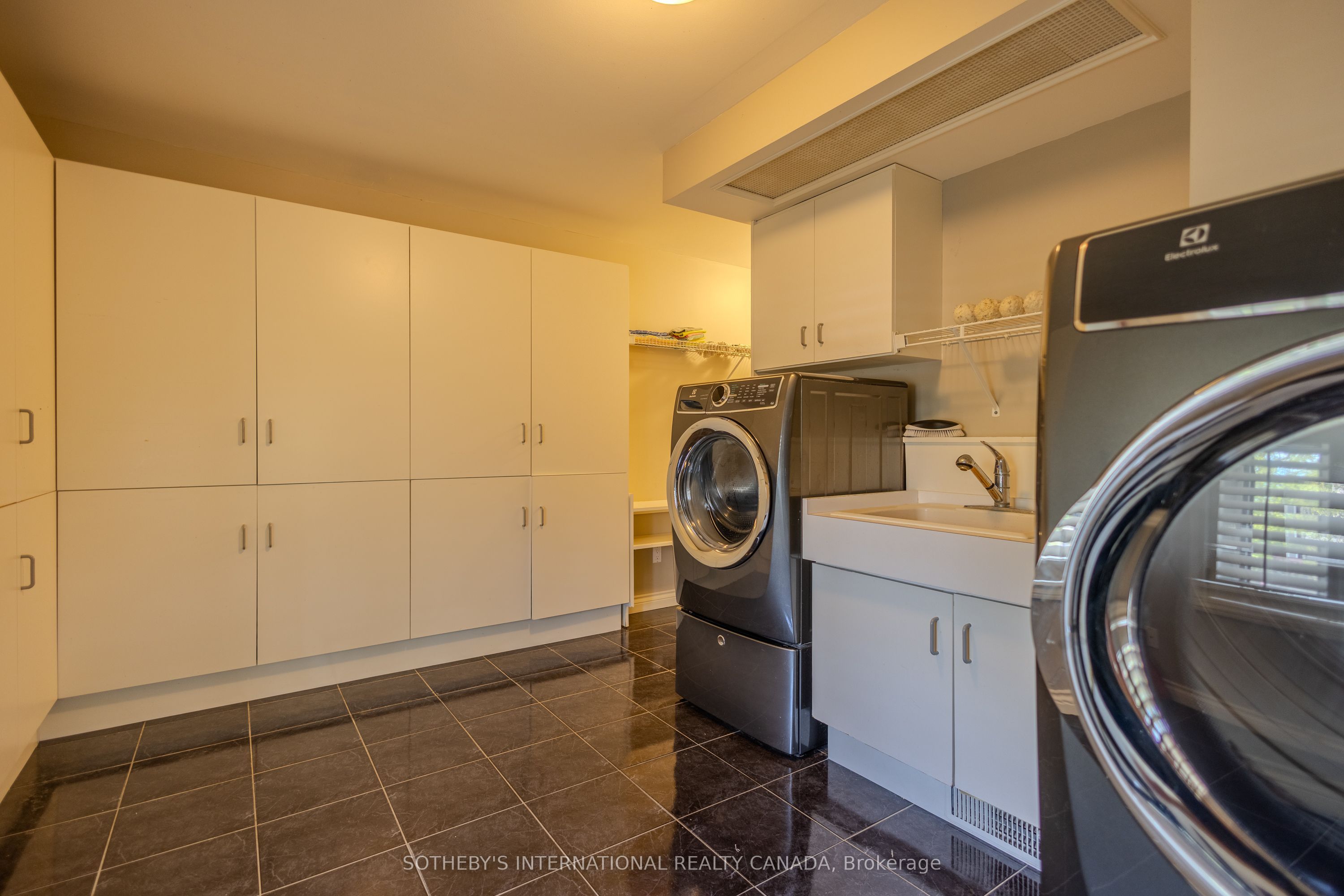 9317 Niagara River Parkway Property Photo 33