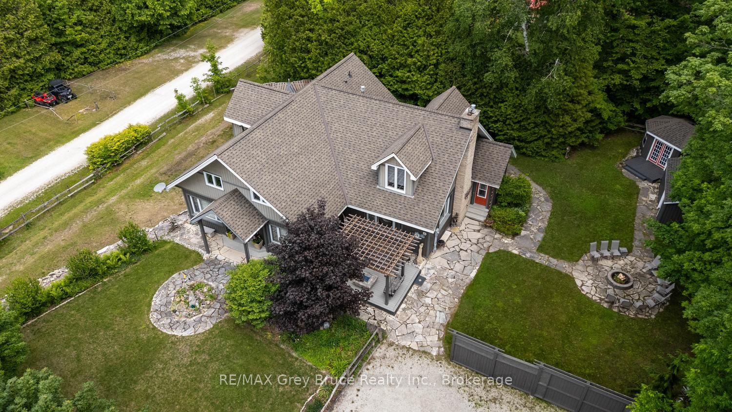 424 Huron Road Property Photo 1