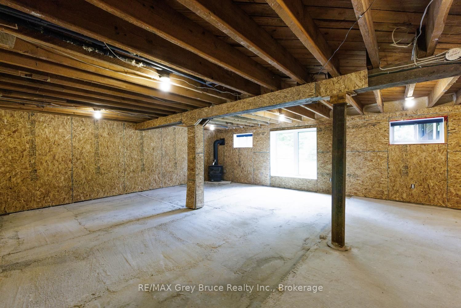 424 Huron Road Property Photo 35