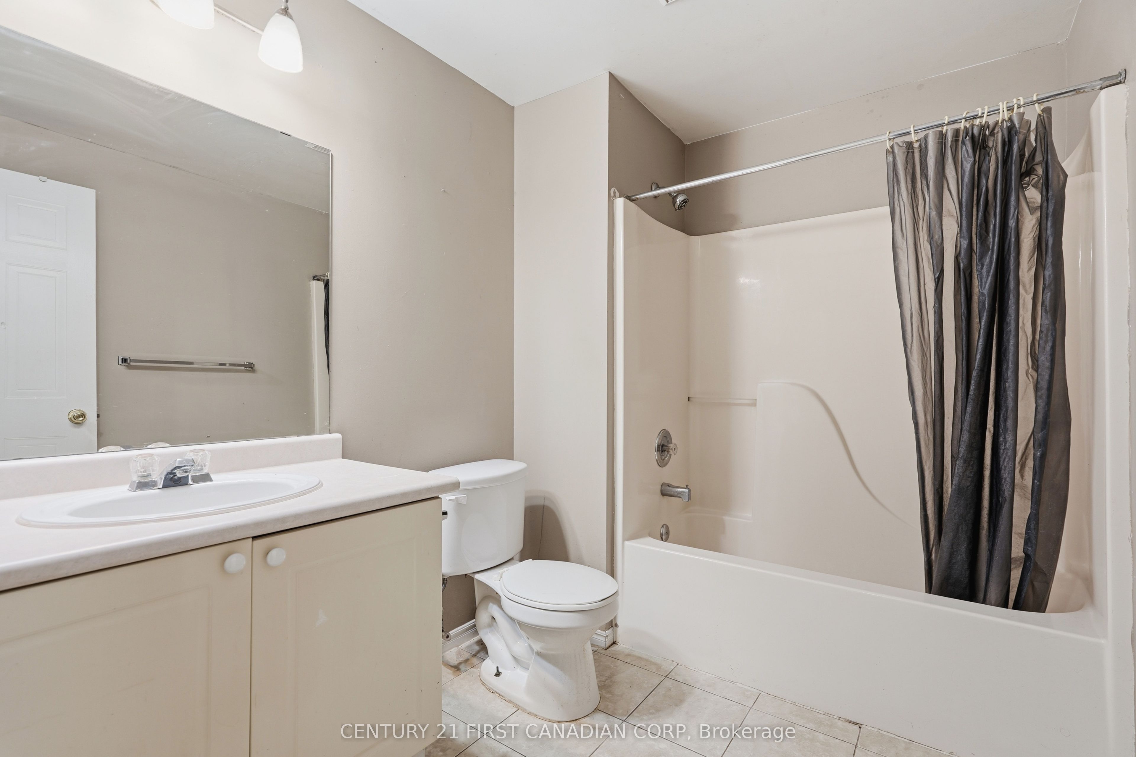 190 Fleming Drive 25 Property Photo 18