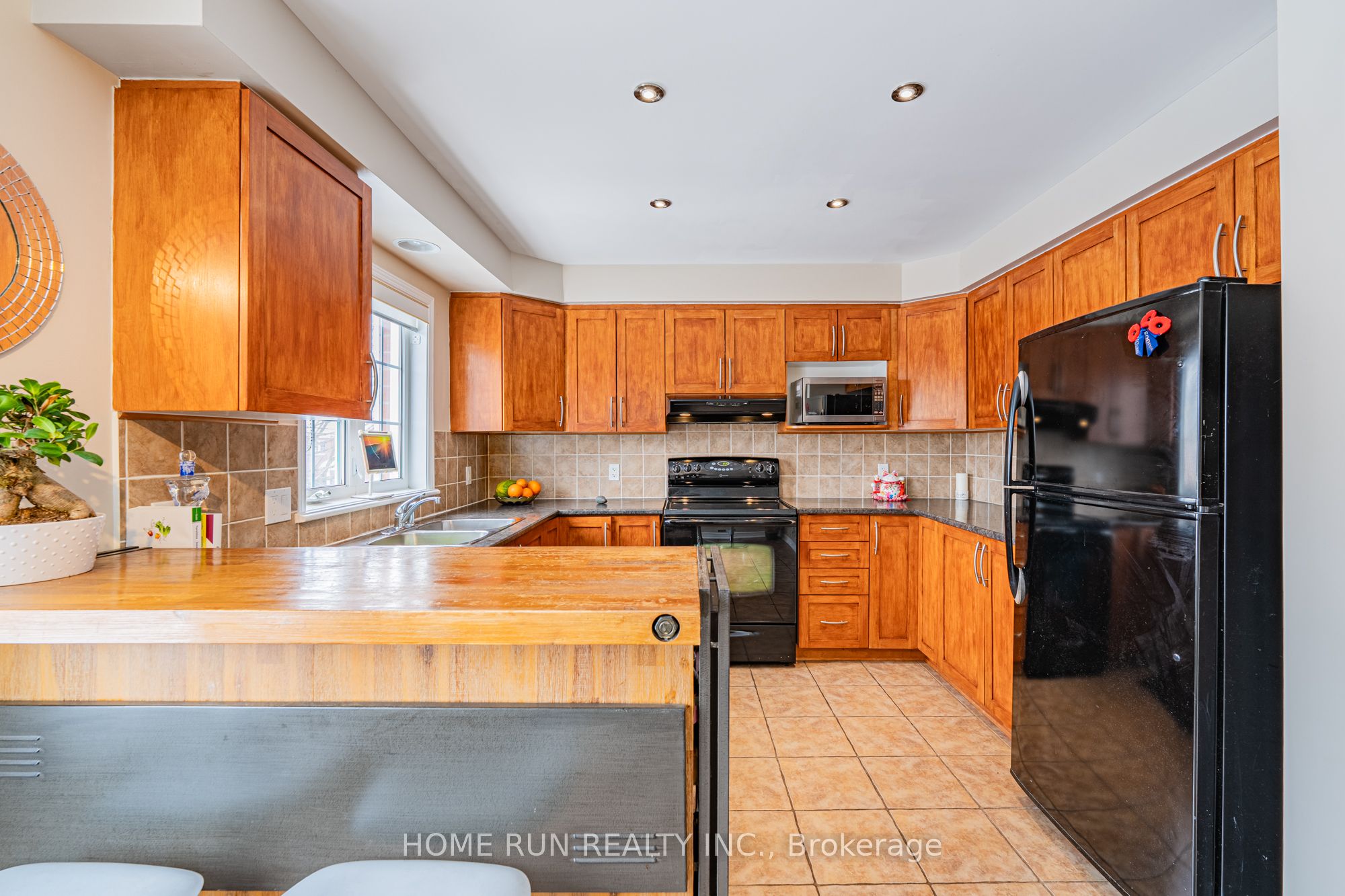 90 Edenvale Drive 207 Property Photo 13
