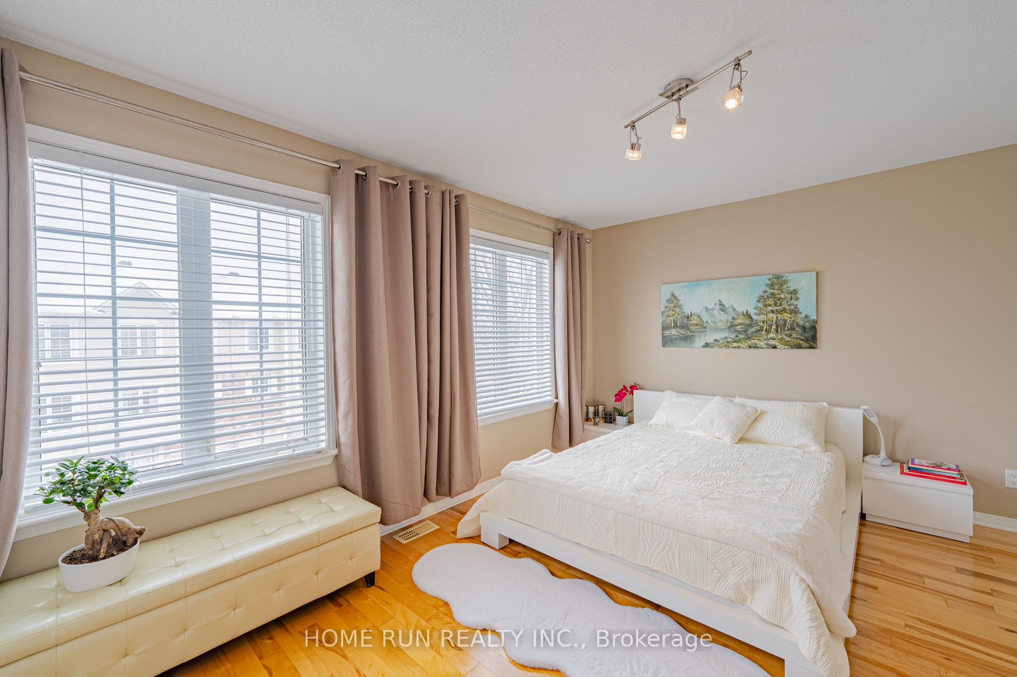 90 Edenvale Drive 207 Property Photo 30