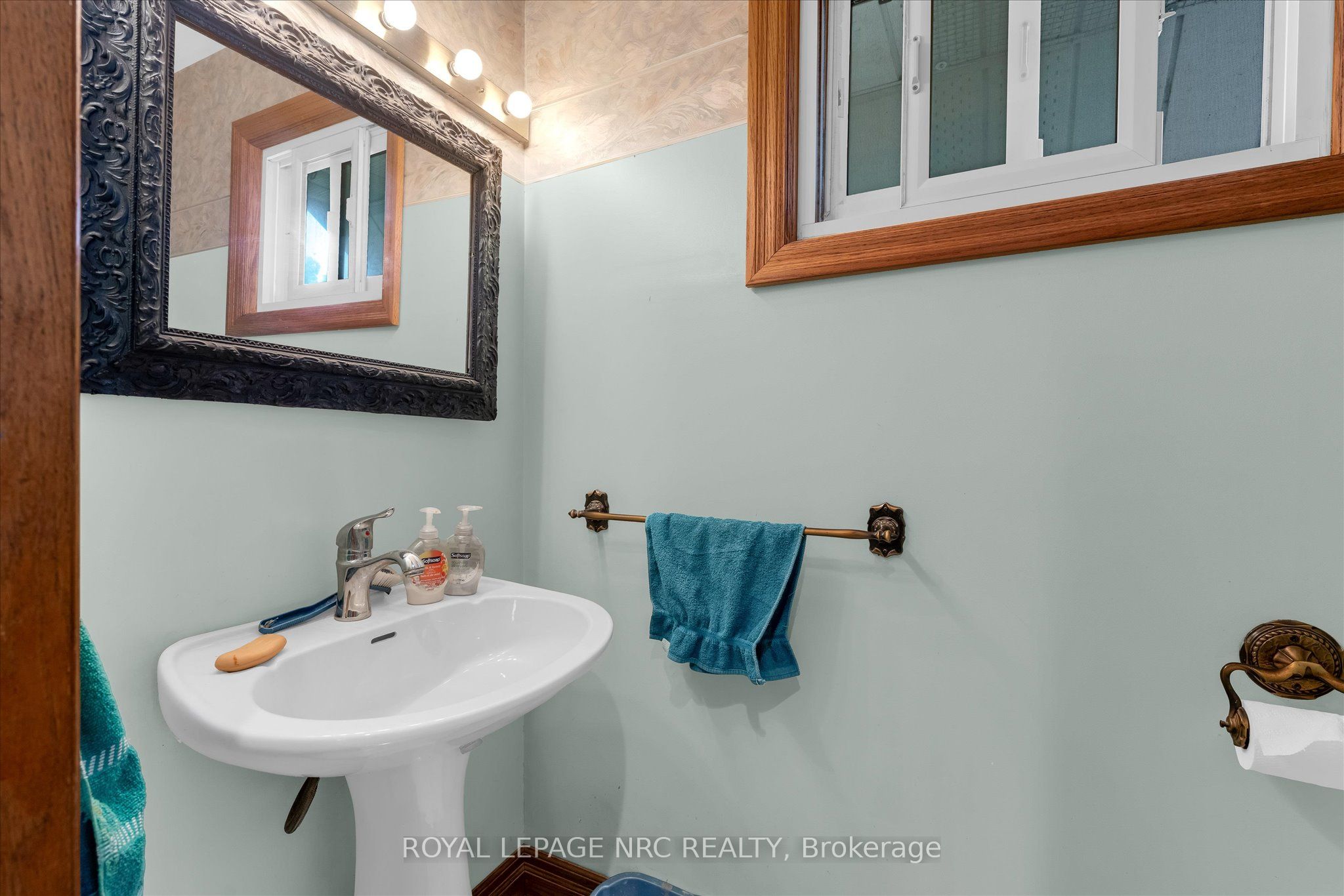 4271 Elgin Street Property Photo 26