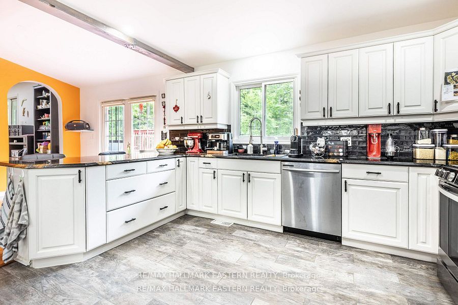 7 Juniper Isle Road Property Photo 11