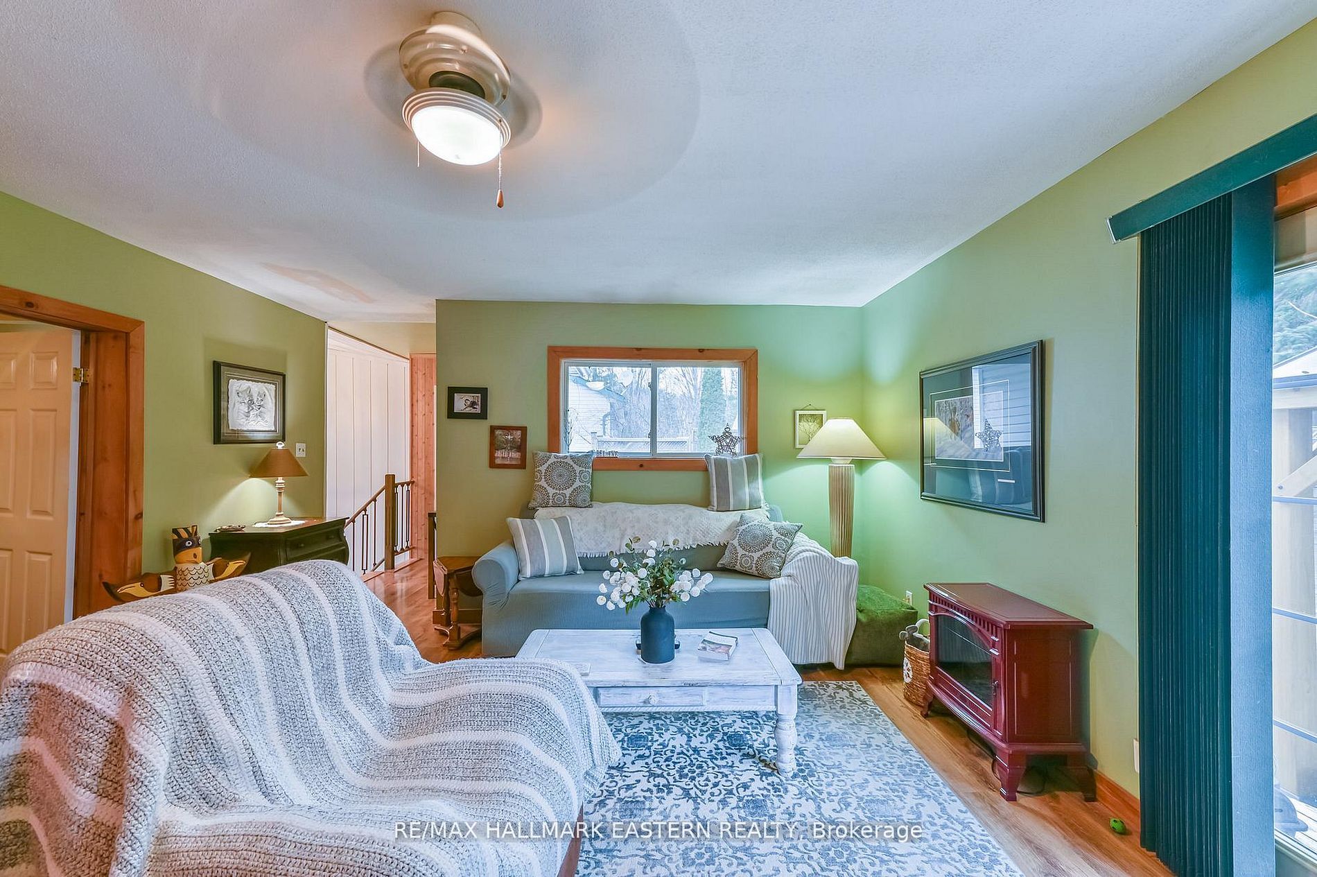 2839 Peter Street Property Photo 16